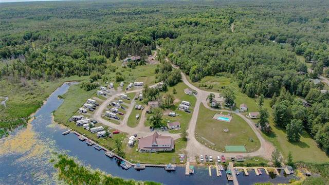 32884 S Maxton Rd, Drummond Island, MI 49726