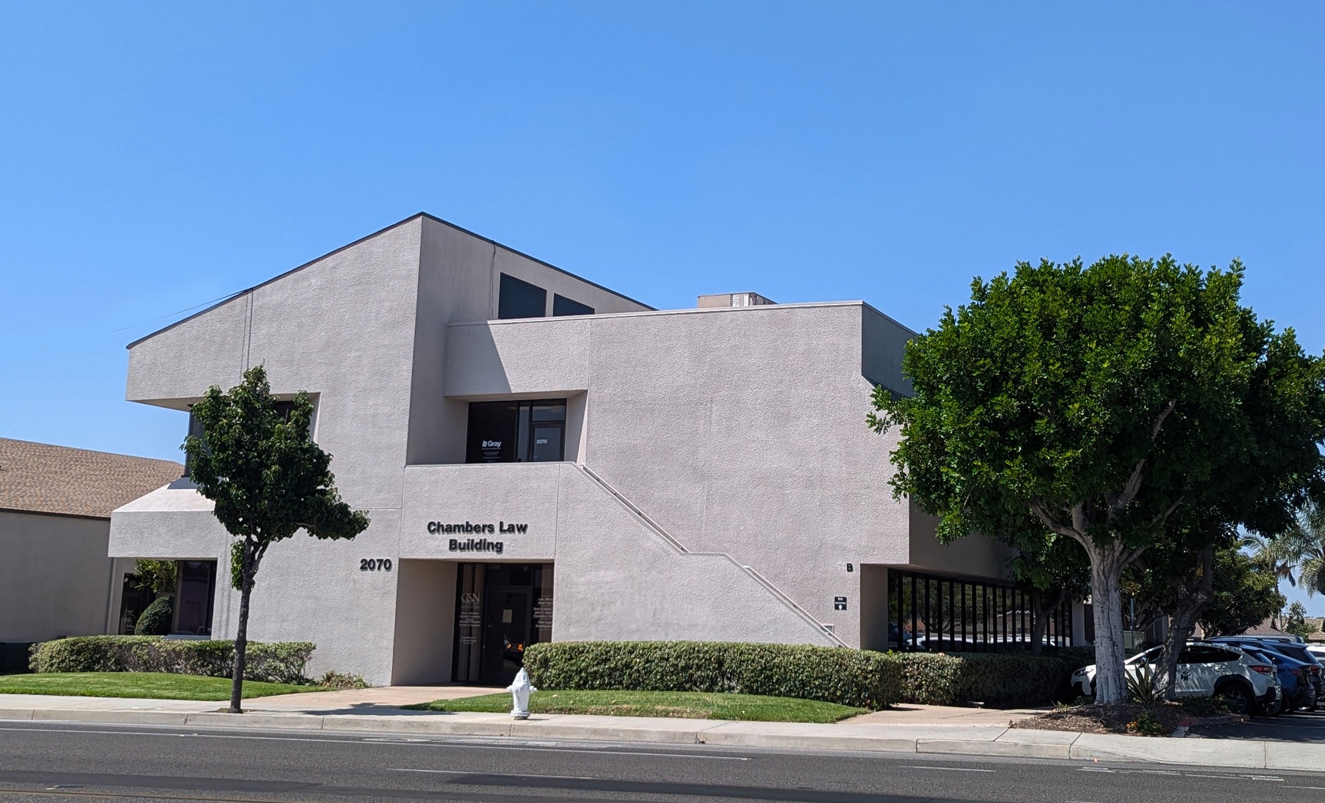 2070 N Tustin Ave, Santa Ana, CA 92705