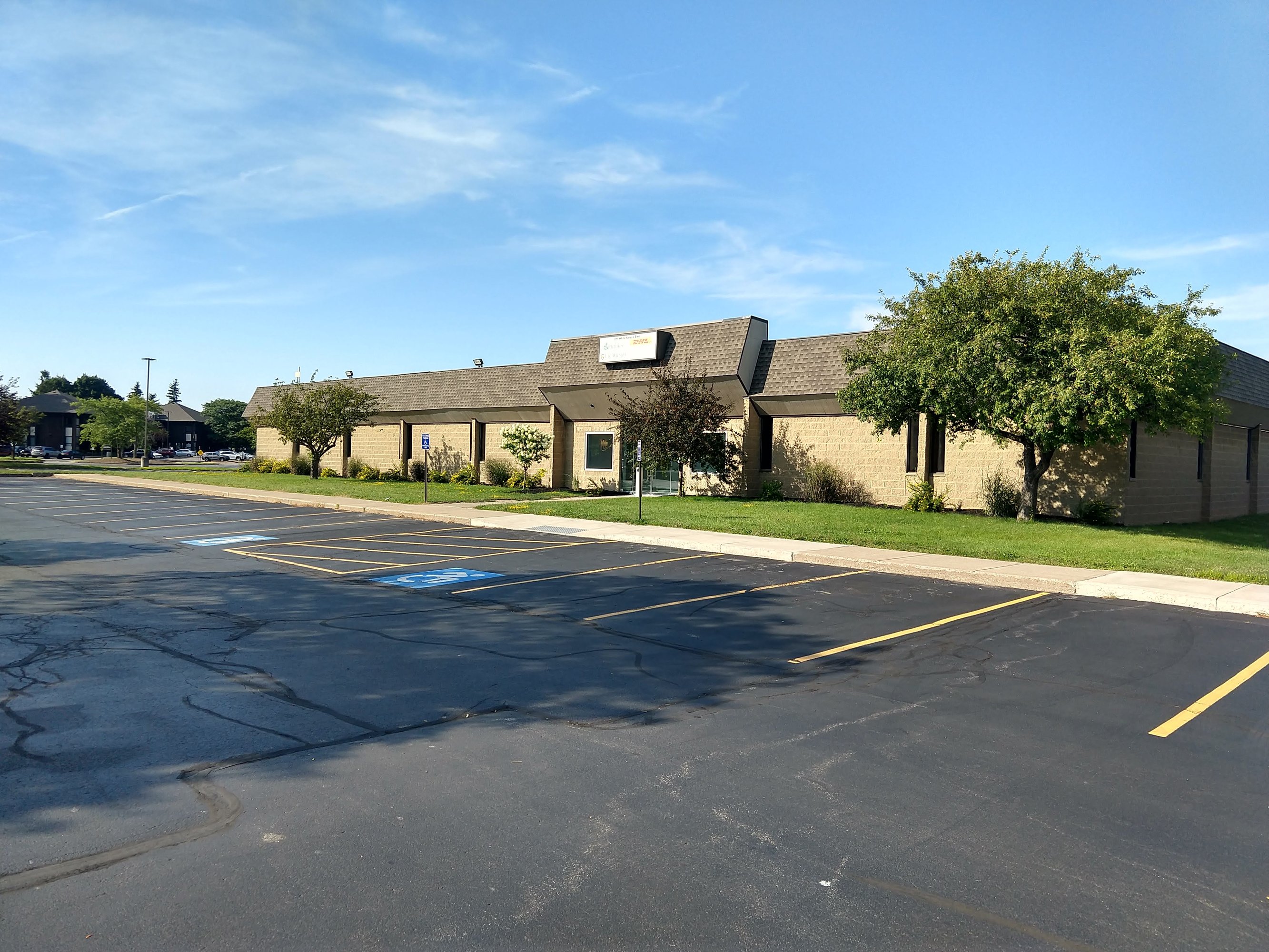 211 White Spruce Blvd, Rochester, NY 14623