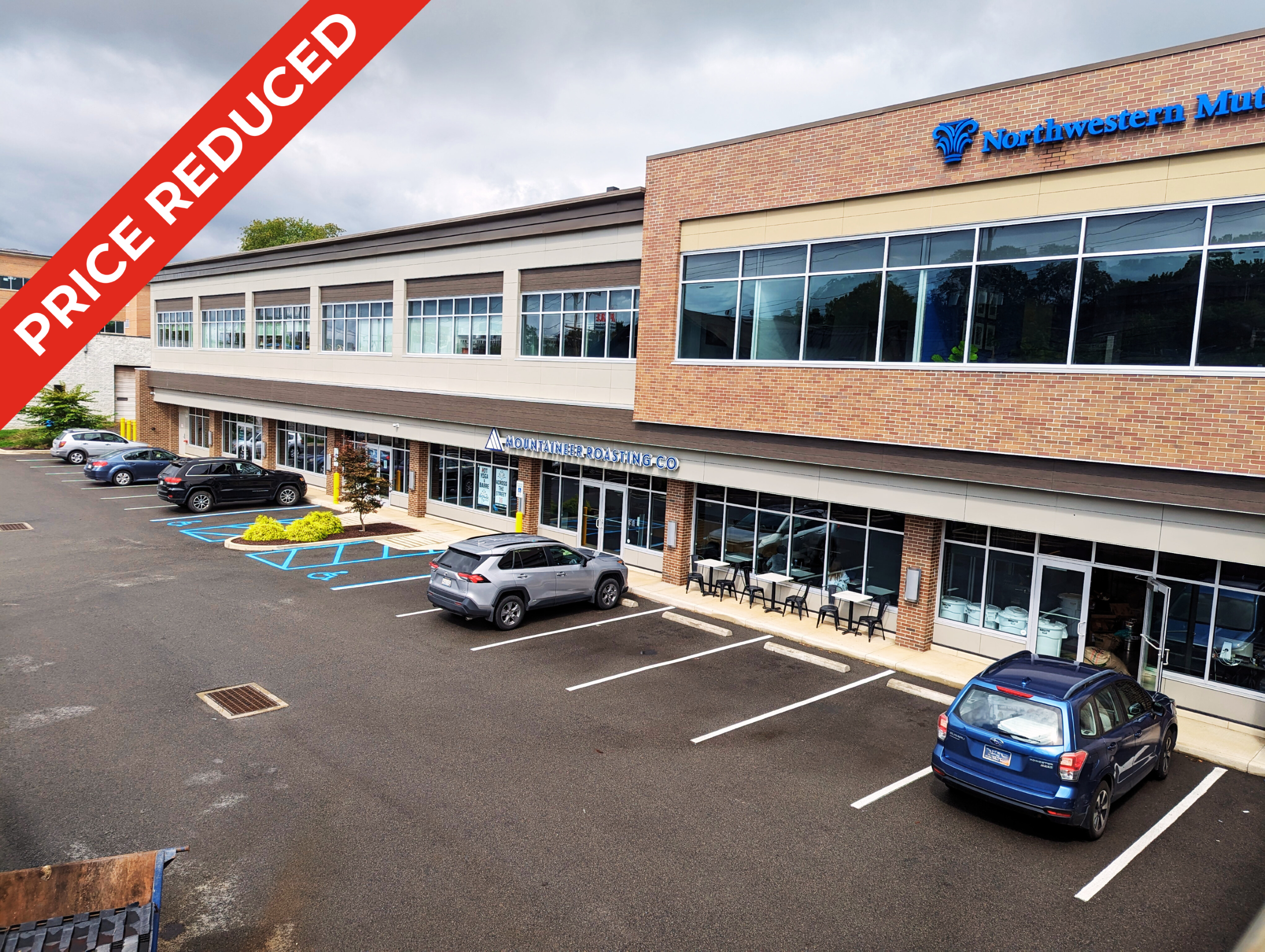 1053 Maple Dr, Morgantown, WV 26505
