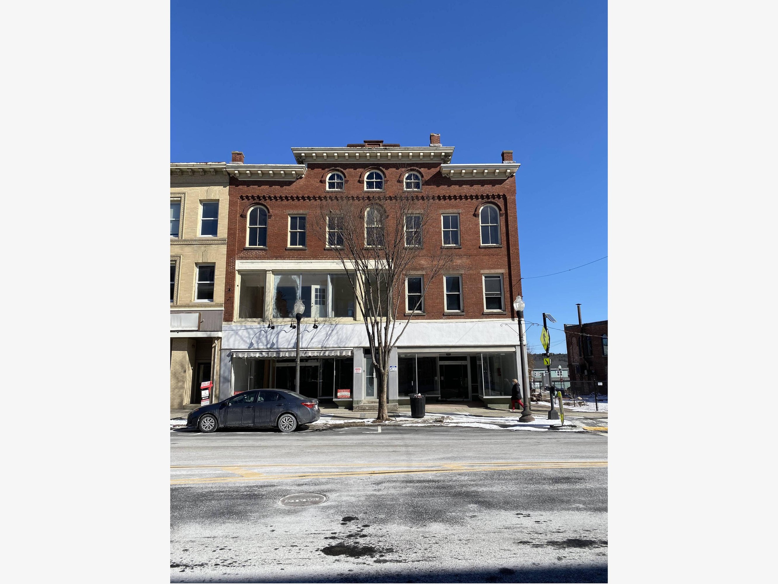 318 Main St, Southbridge, MA 01550