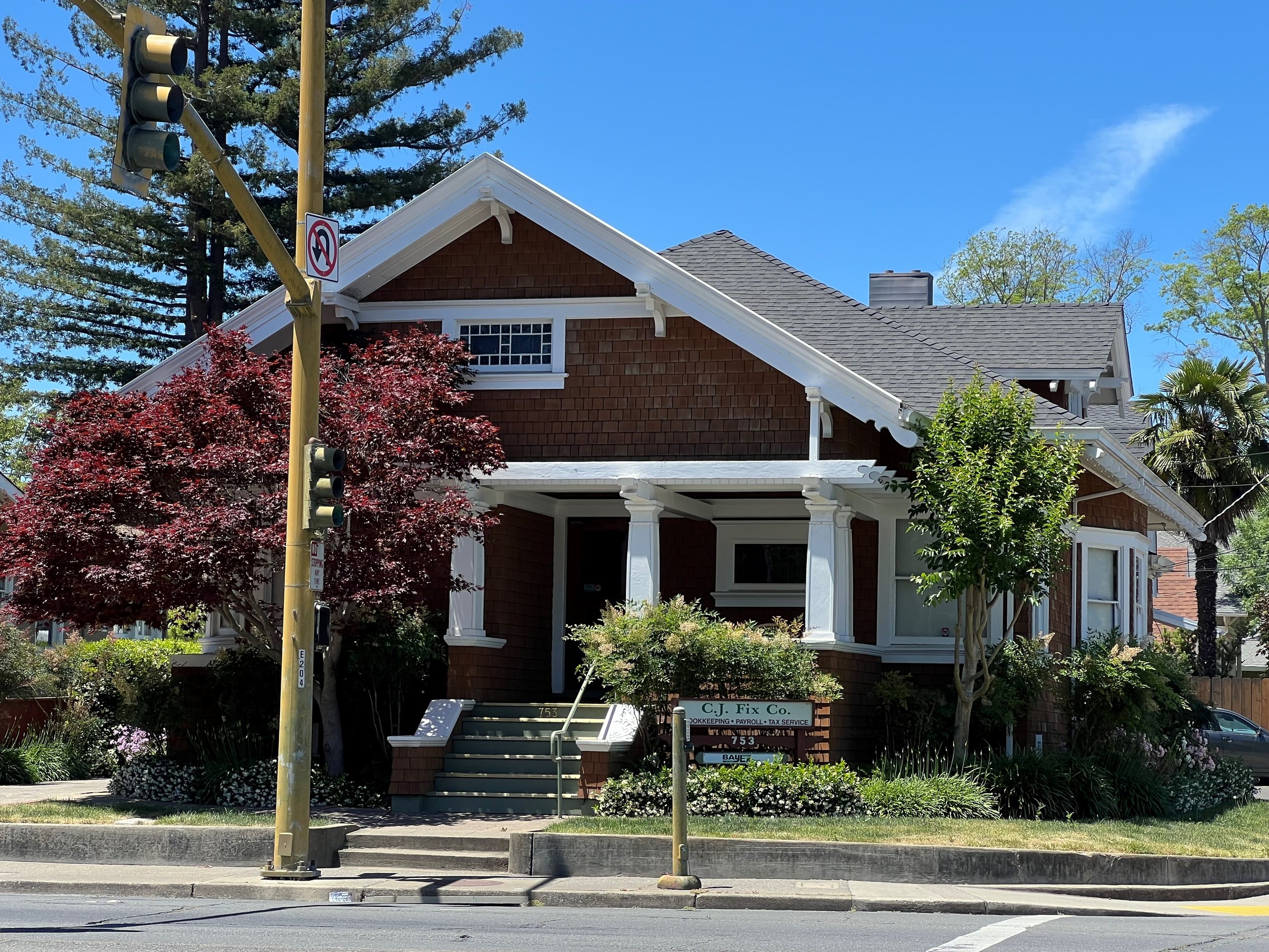 753 Jefferson St, Napa, CA 94559