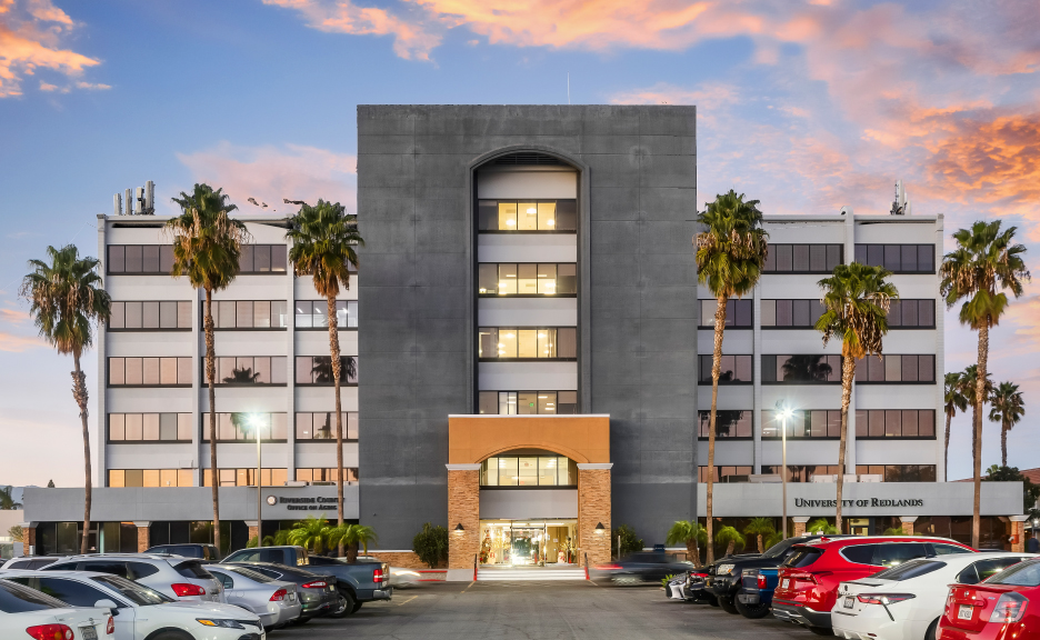 3590 Central Ave, Riverside, CA 92506