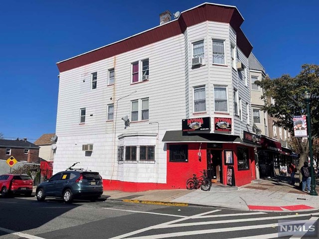 307 Kearny Ave, Kearny, NJ 07032