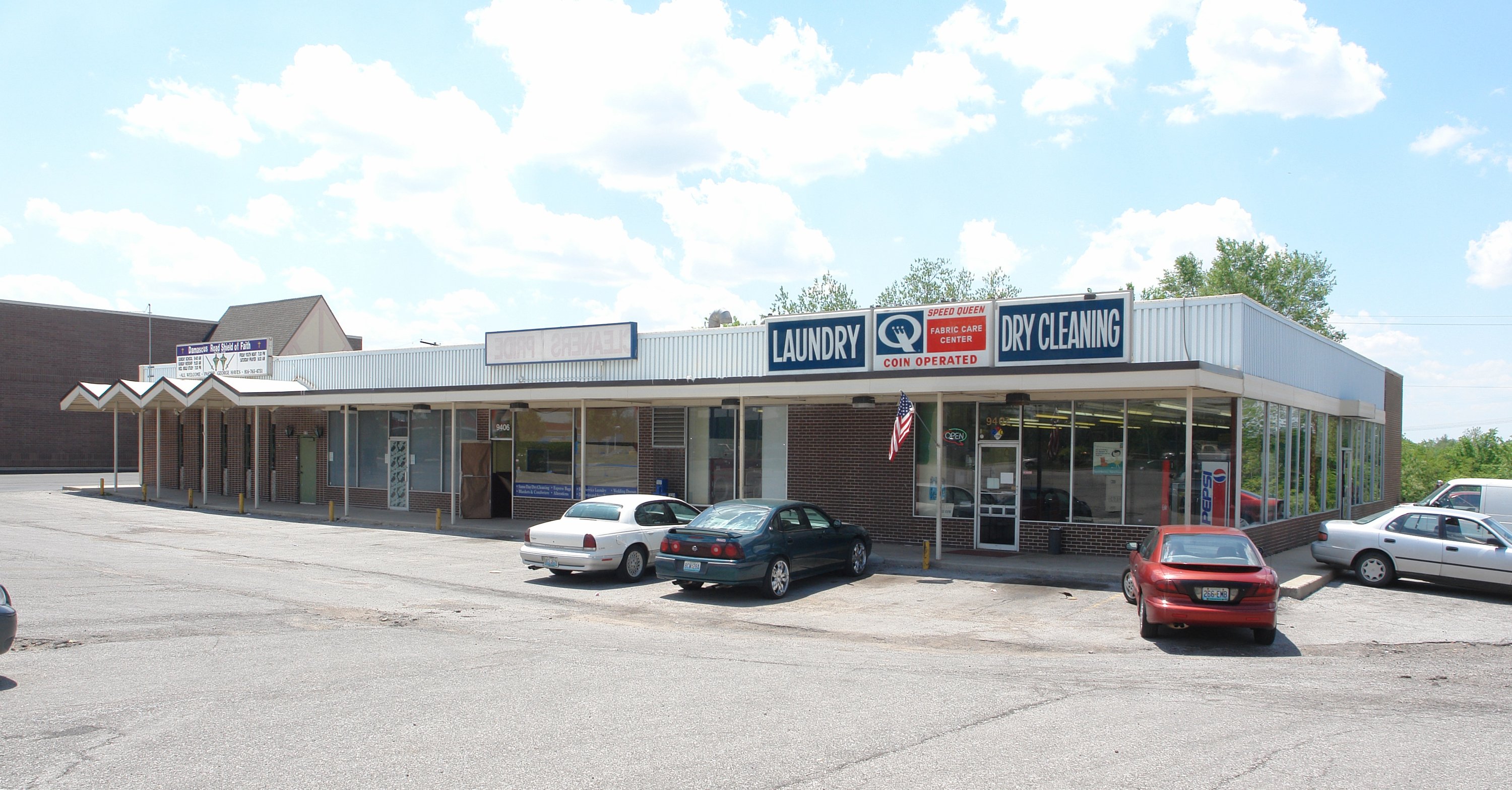 9402 Blue Ridge Blvd, Kansas City, MO 64138