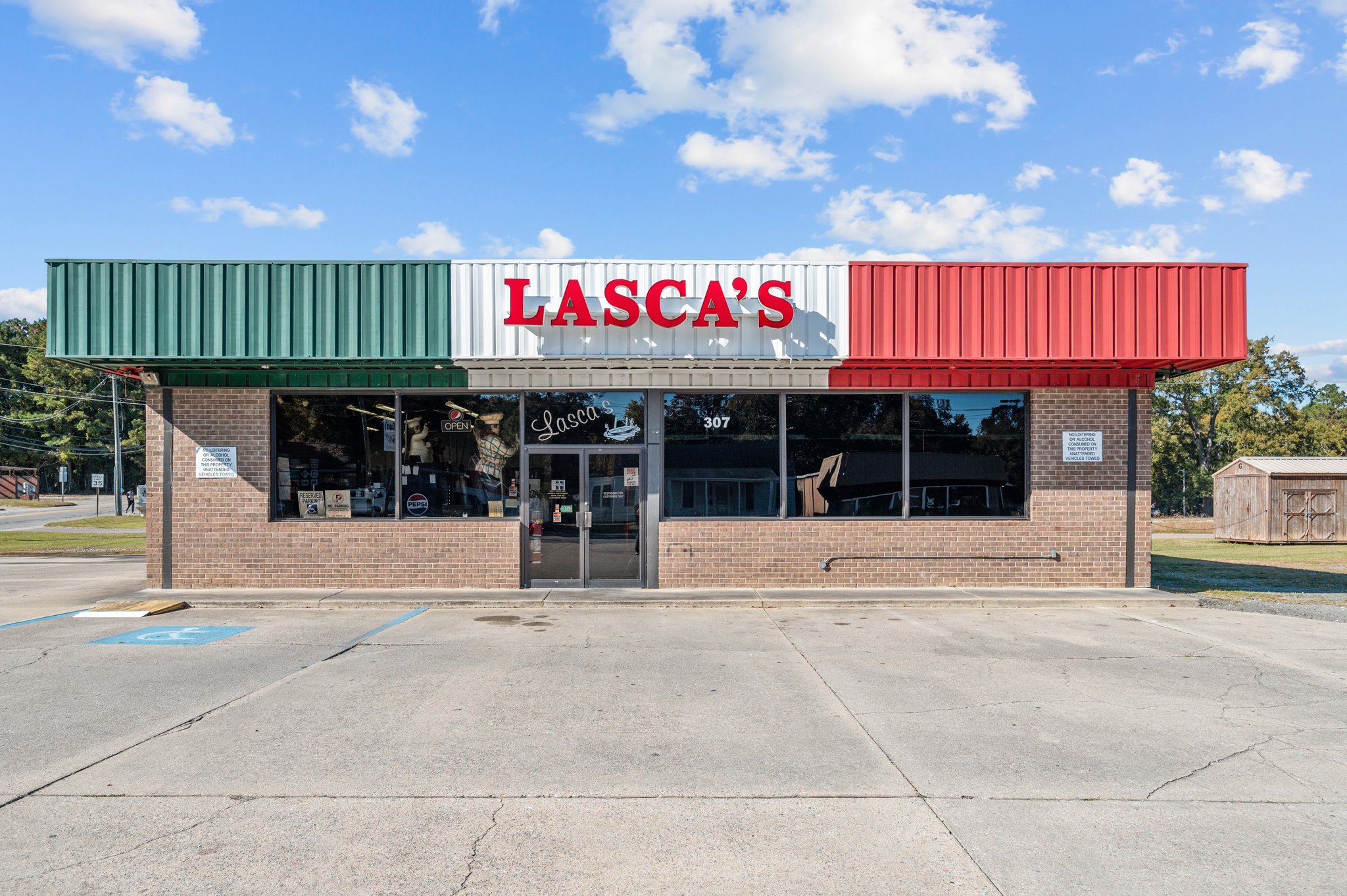 307 W Granville St, Windsor, NC 27983