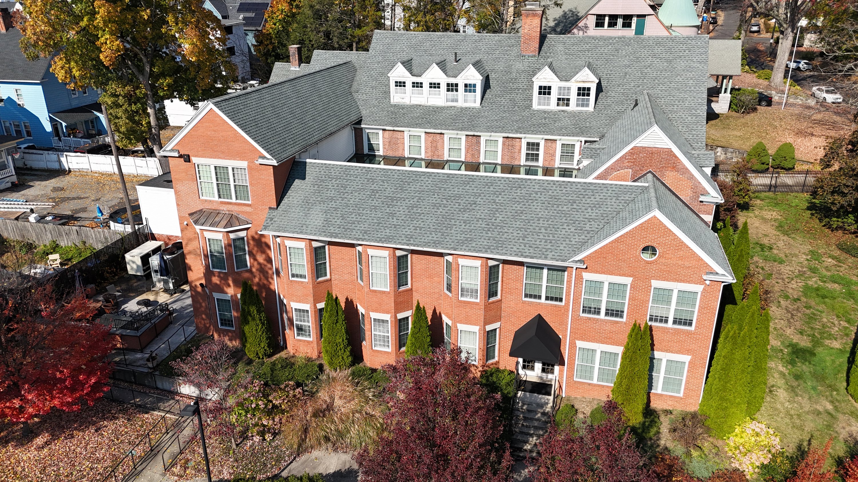 157 Hillside Ave, Waterbury, CT 06710