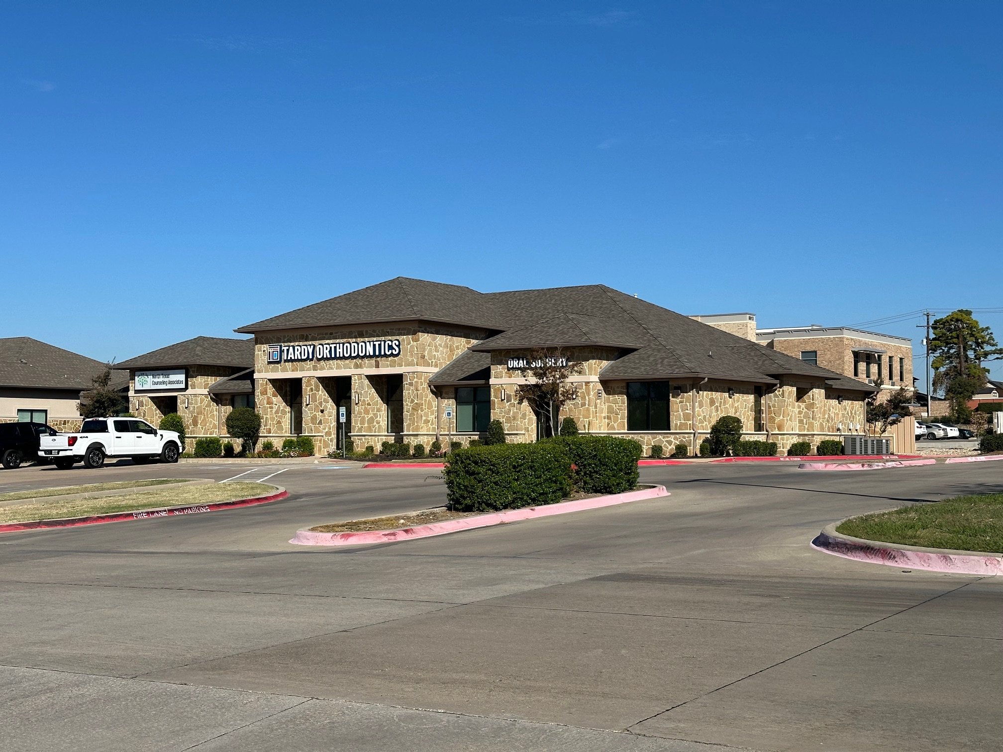 8805 N Tarrant Pkwy, North Richland Hills, TX 76182