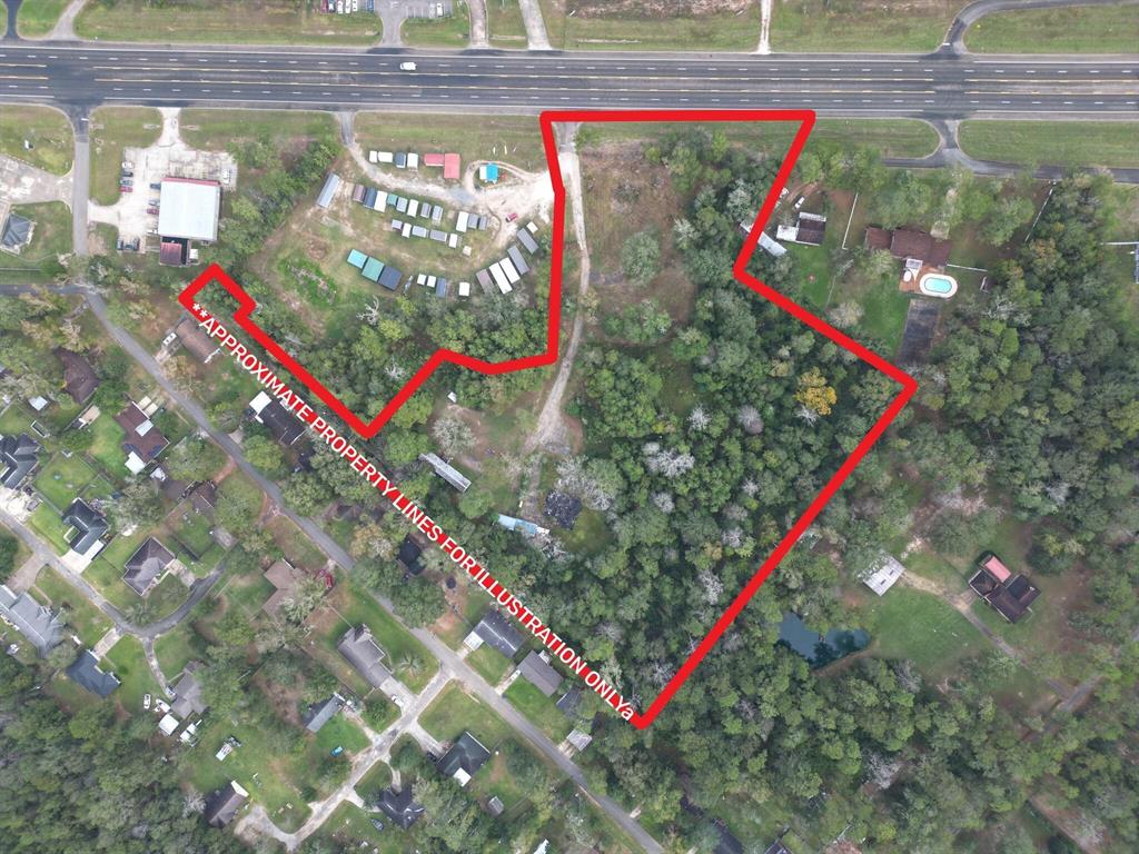 1560 N Pine St, Kountze, TX 77625