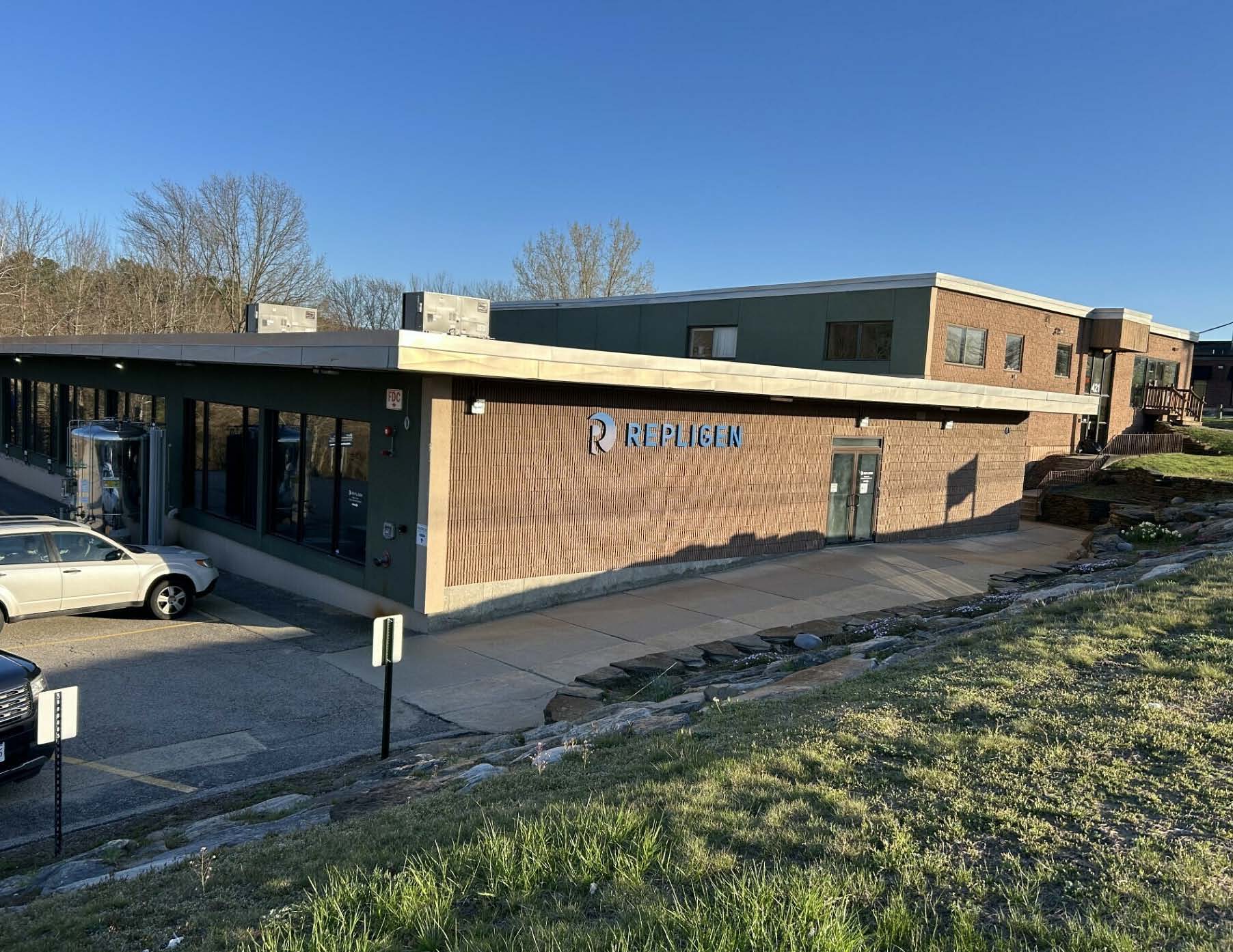 421 Washington St, Auburn, MA 01501