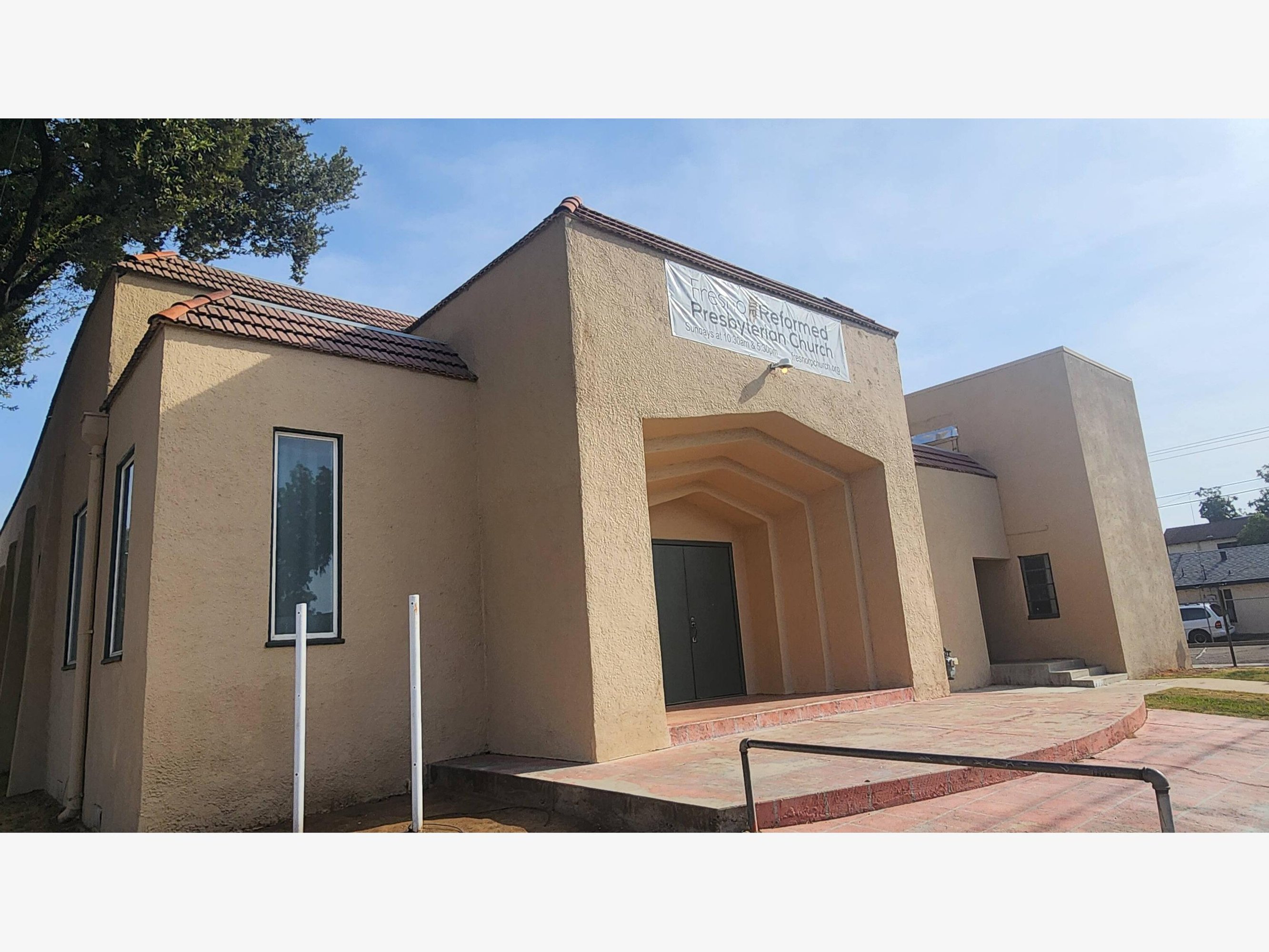 398 N Maple Ave, Fresno, CA 93702