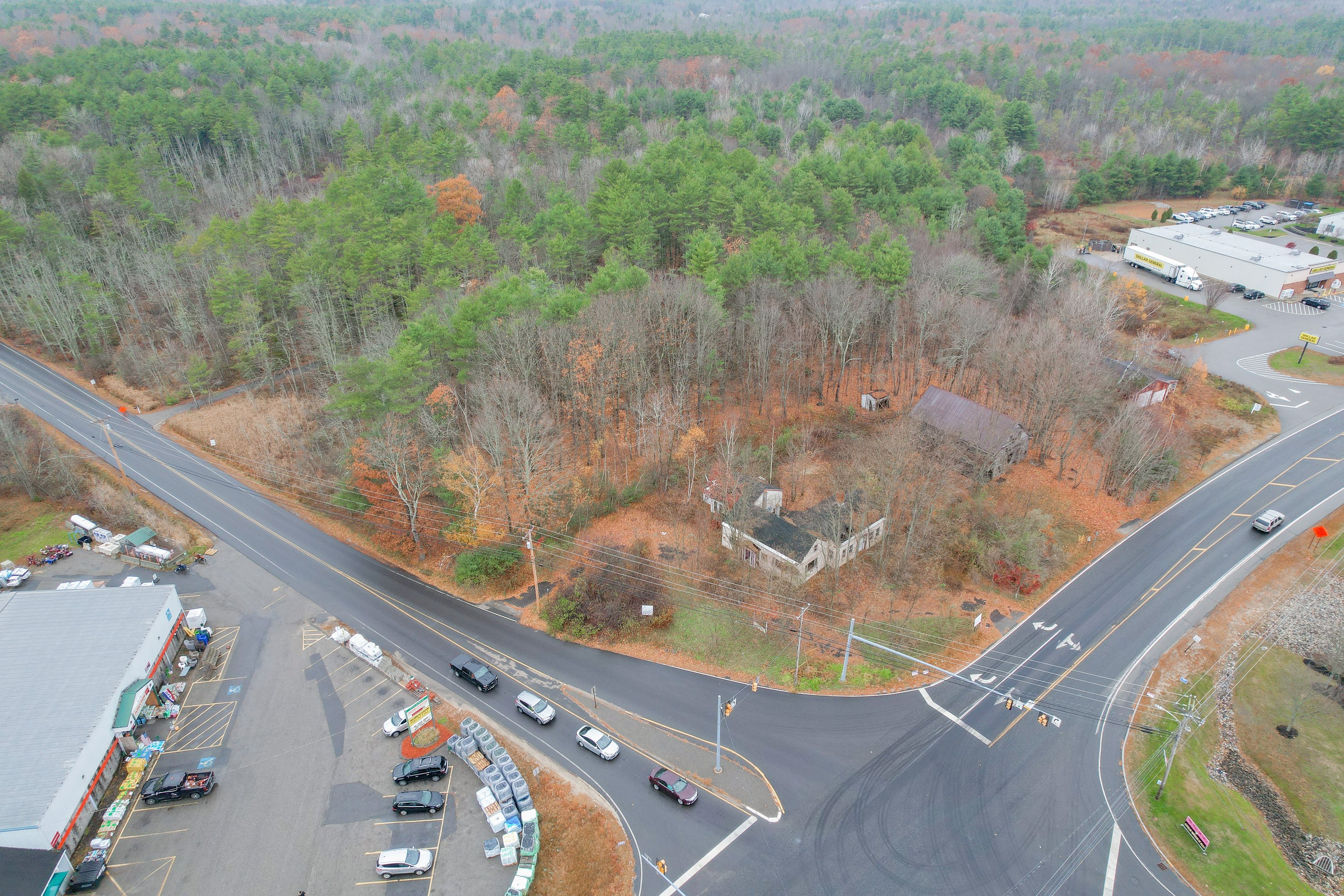 414 Narragansett Trl, Buxton, ME 04093