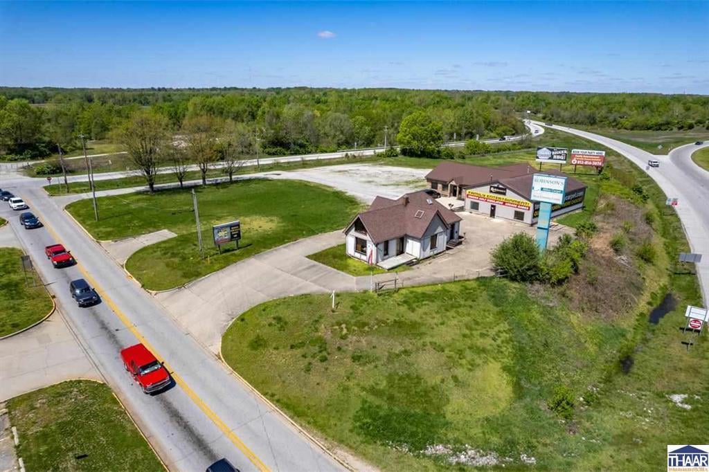 220 Maple Ave, Terre Haute, IN 47804