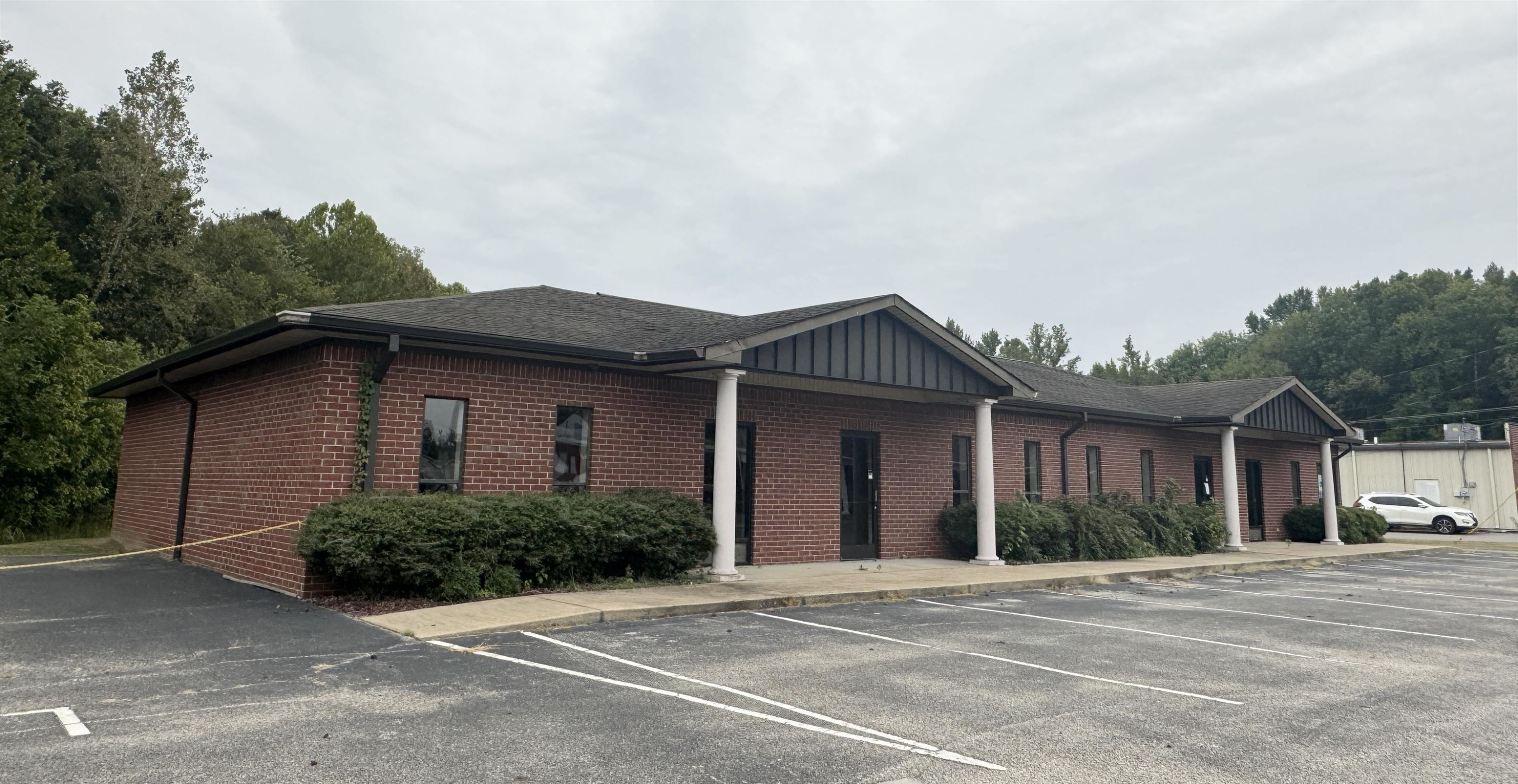301 Lake Dr, Ripley, TN 38063