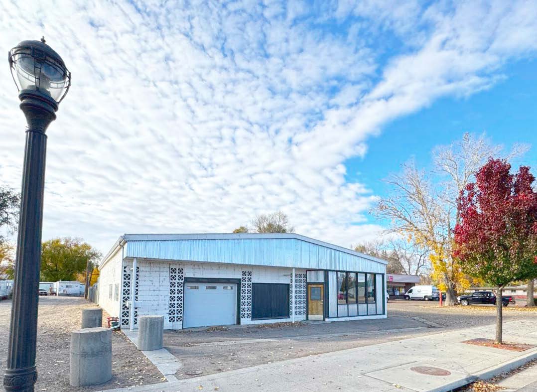 Multi-Building Commercial Parcel with Highway Frontage