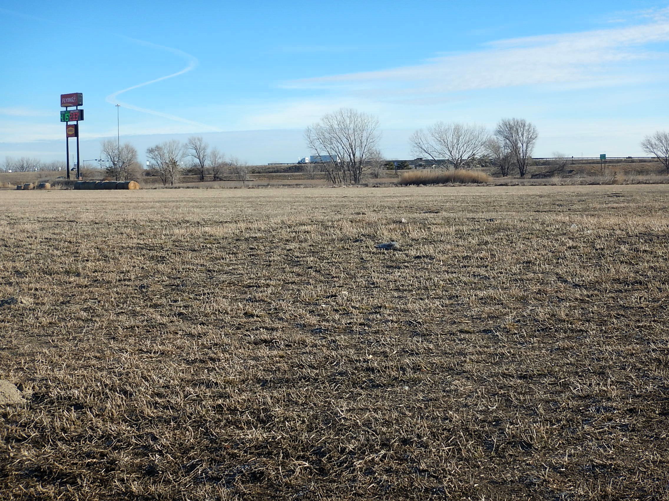 2735 E Walker Rd, North Platte, NE 69101