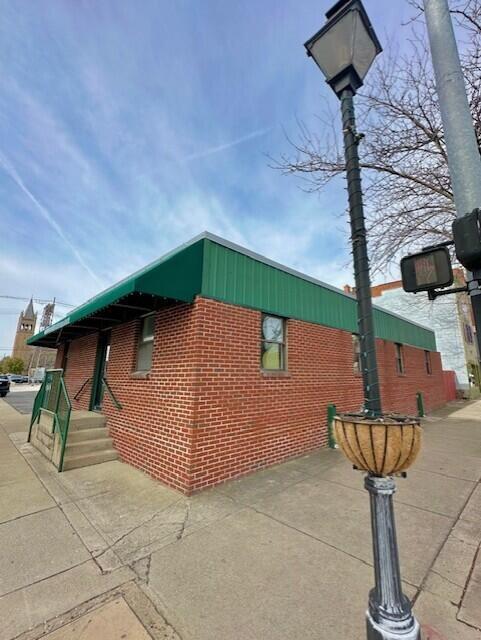 114 W Church St, Marion, OH 43302