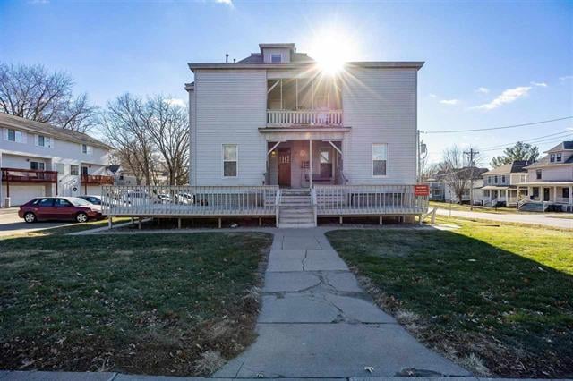 711 E Burlington St, Iowa City, IA 52240