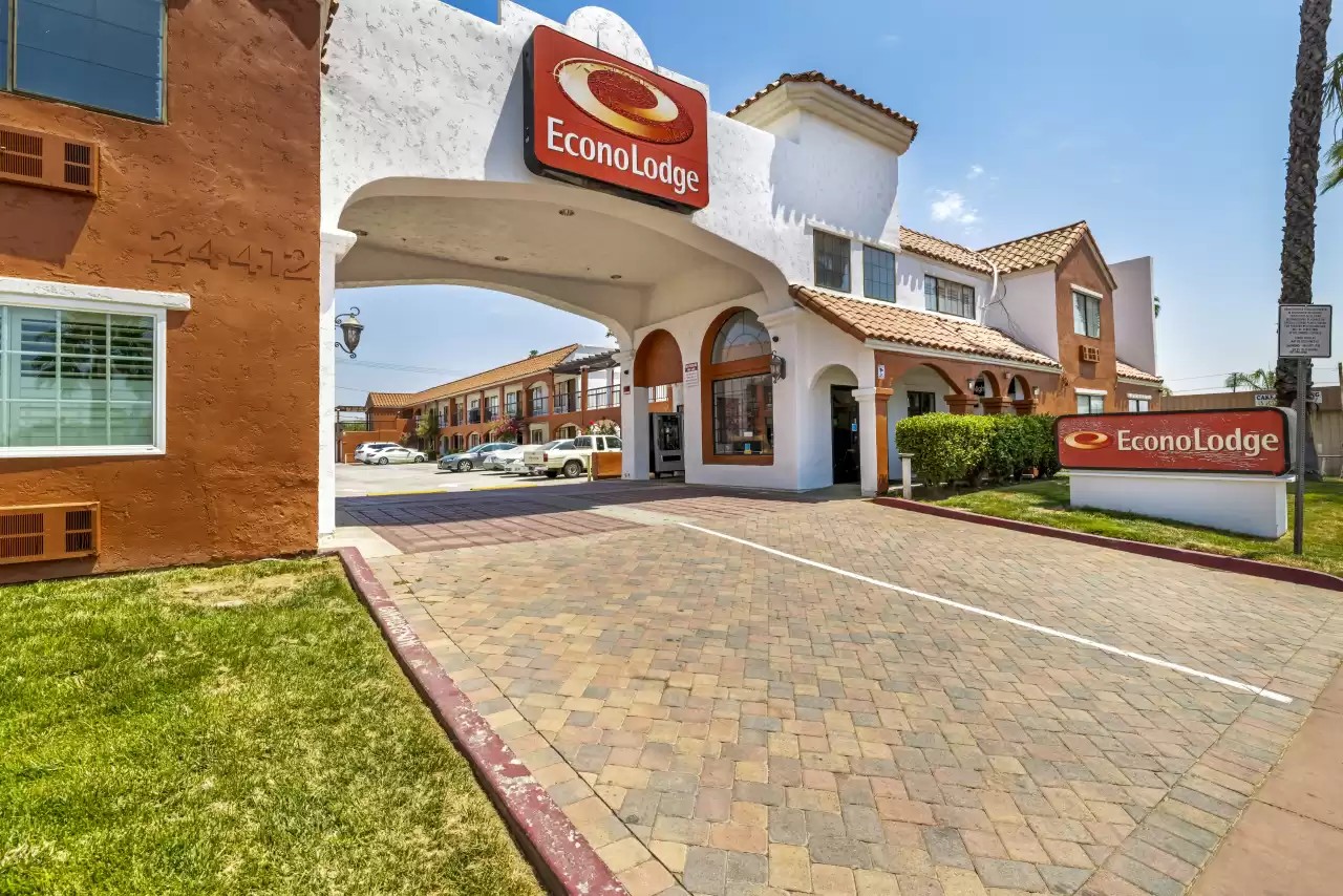24412 Sunnymead Blvd, Moreno Valley, CA 92553