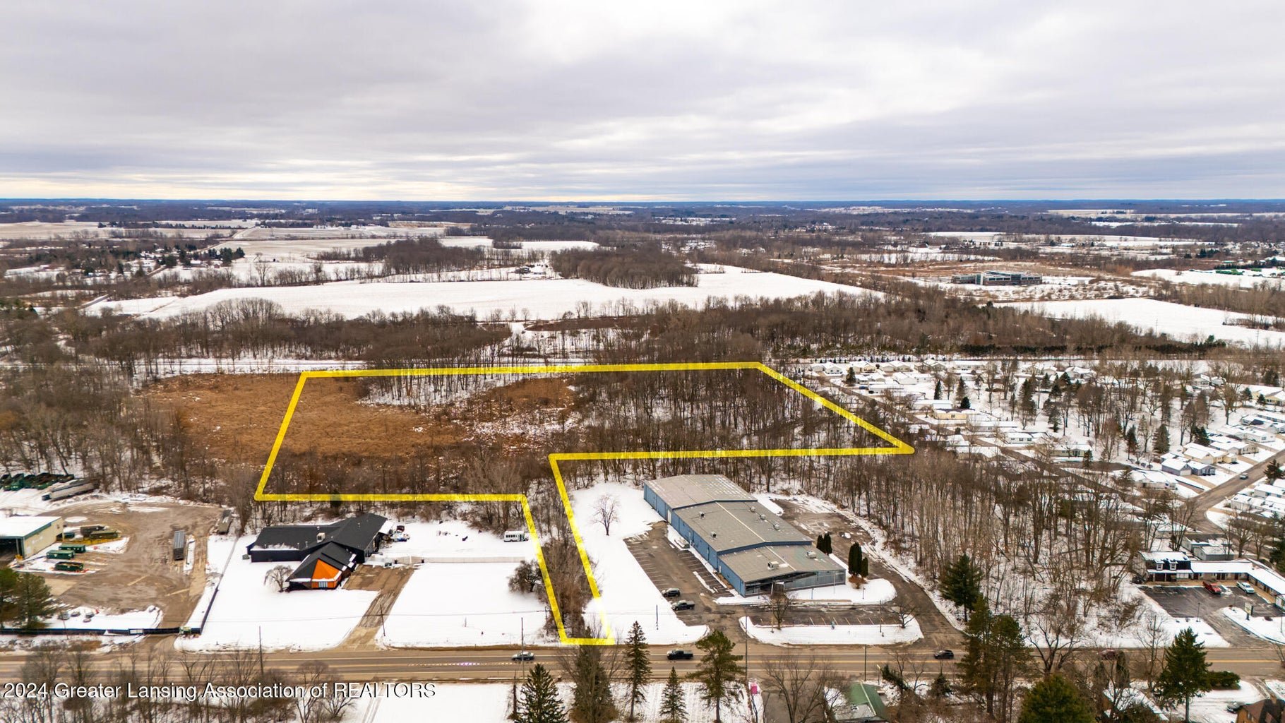 2410 E Grand River Ave, Williamston, MI 48895