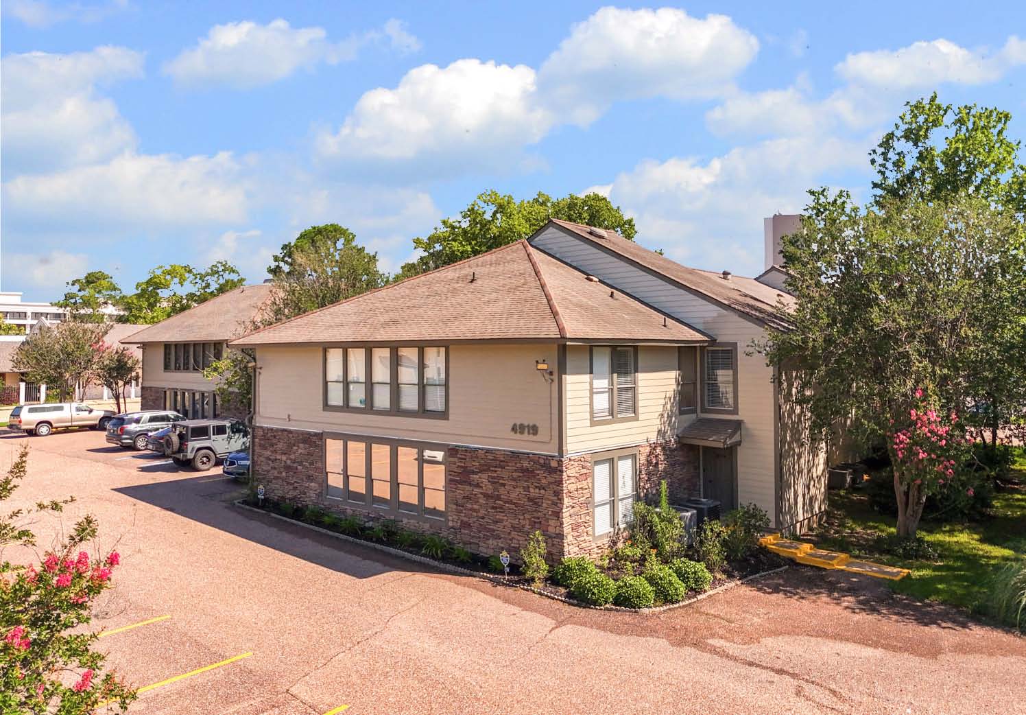 4845 Jamestown Ave, Baton Rouge, LA 70808