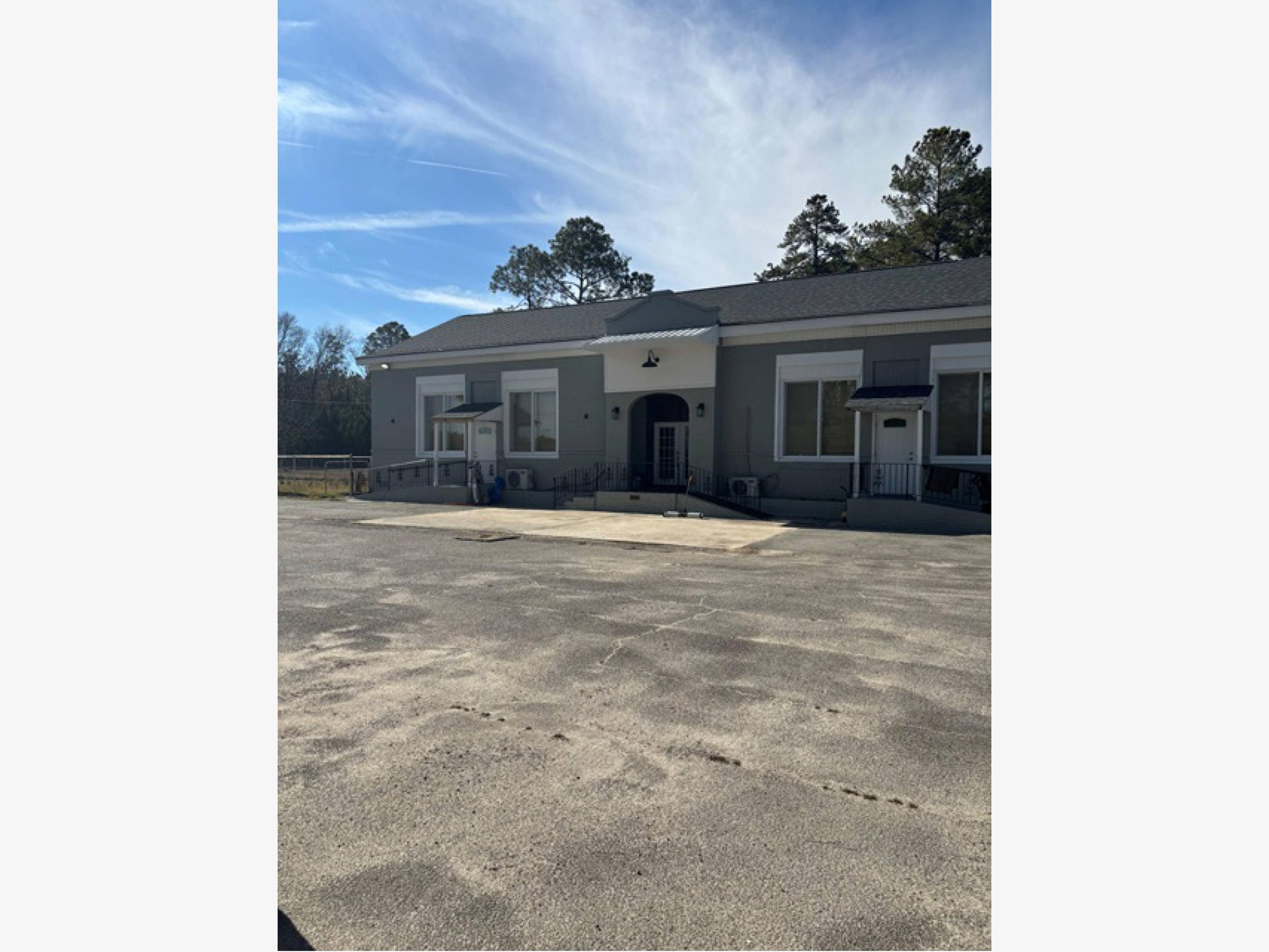 12133 Henry St, Claxton, GA 30417