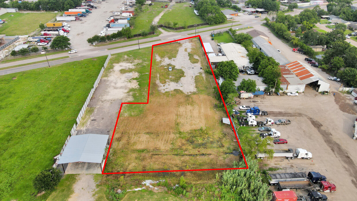 1819 Allen Genoa Rd, Pasadena, TX 77502