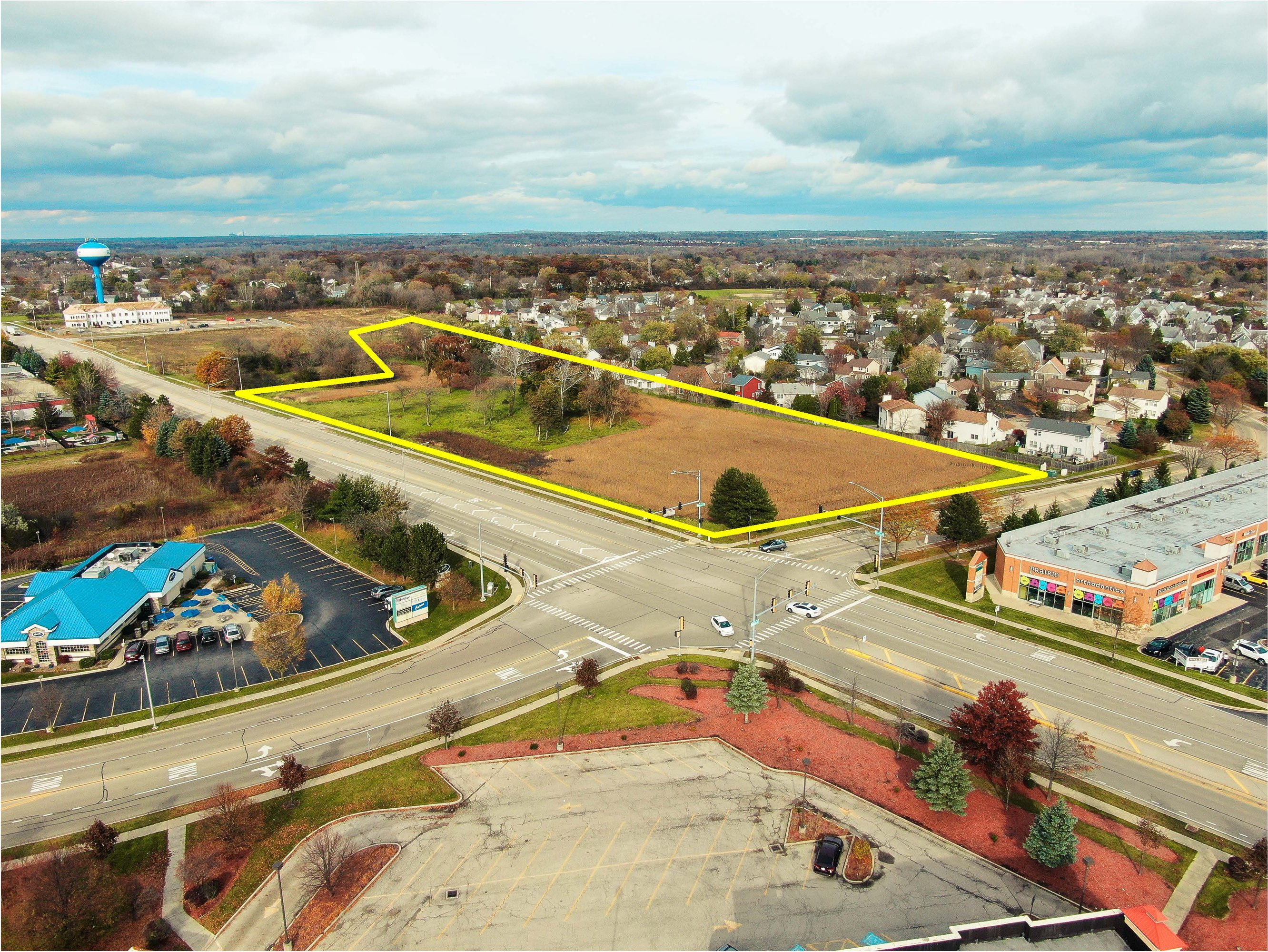 1551 N Dilleys Rd, Gurnee, IL 60031
