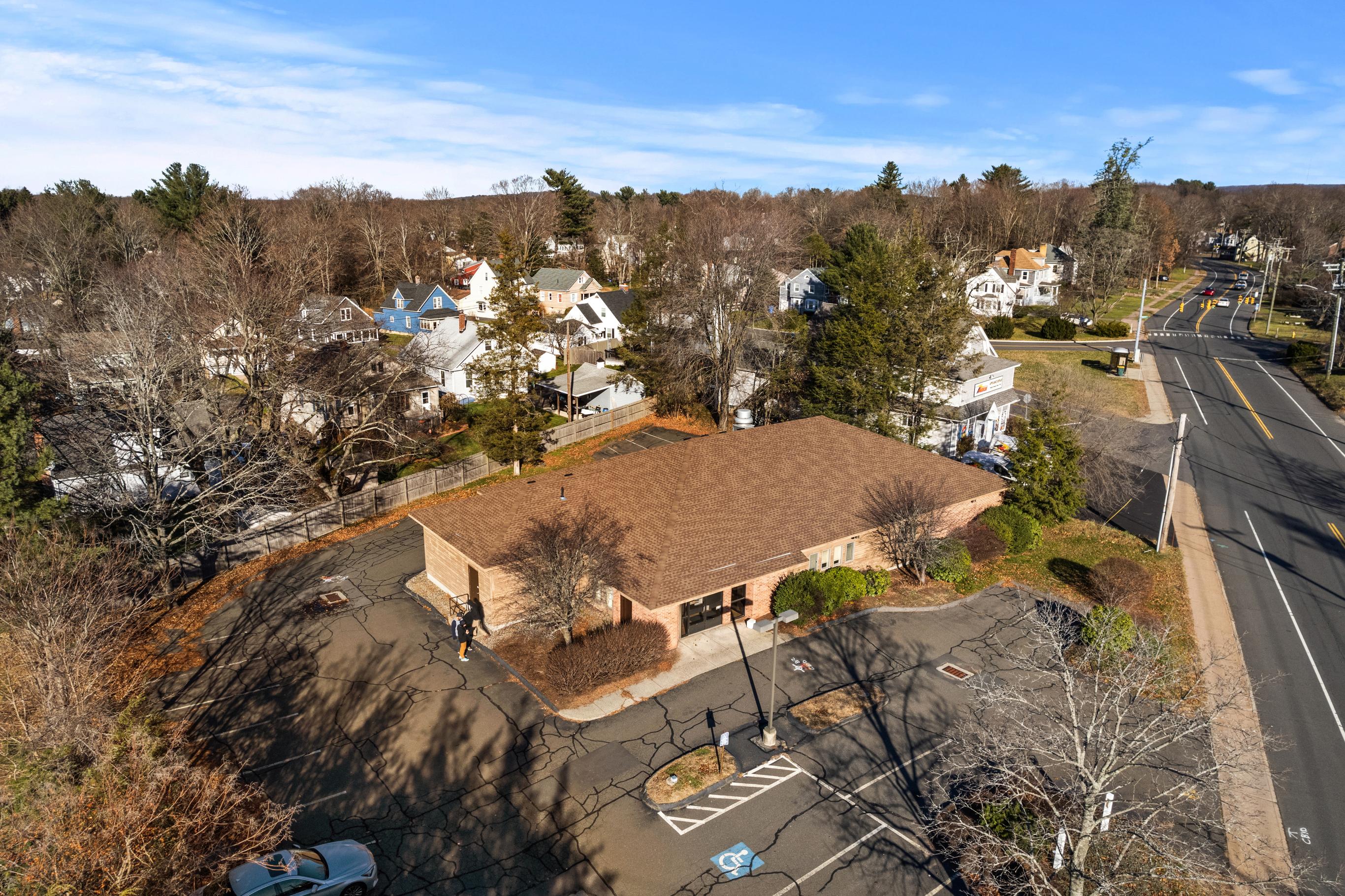 375 E Center St, Manchester, CT 06040
