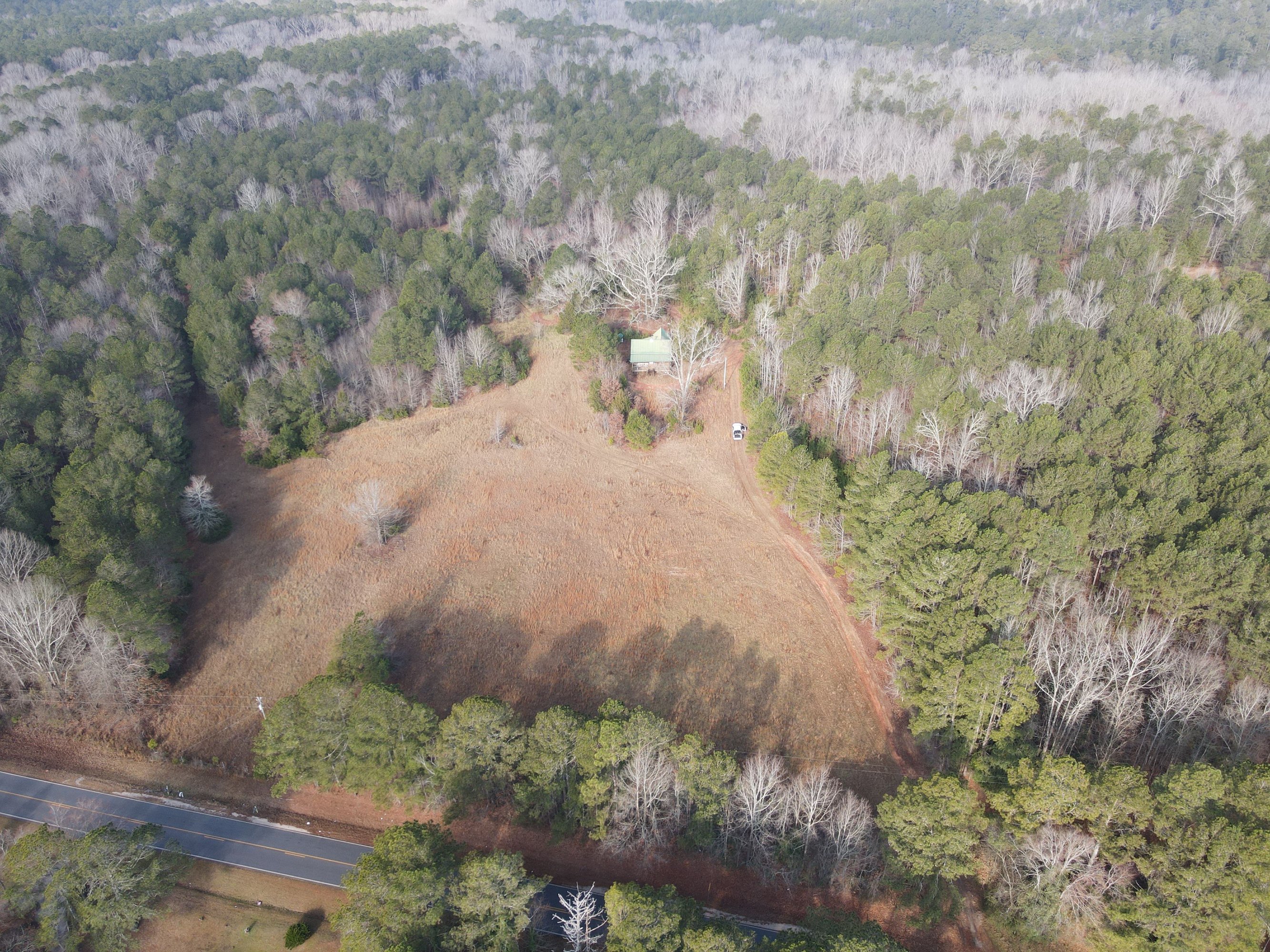 1431 Carey Station Rd, Greensboro, GA 30642