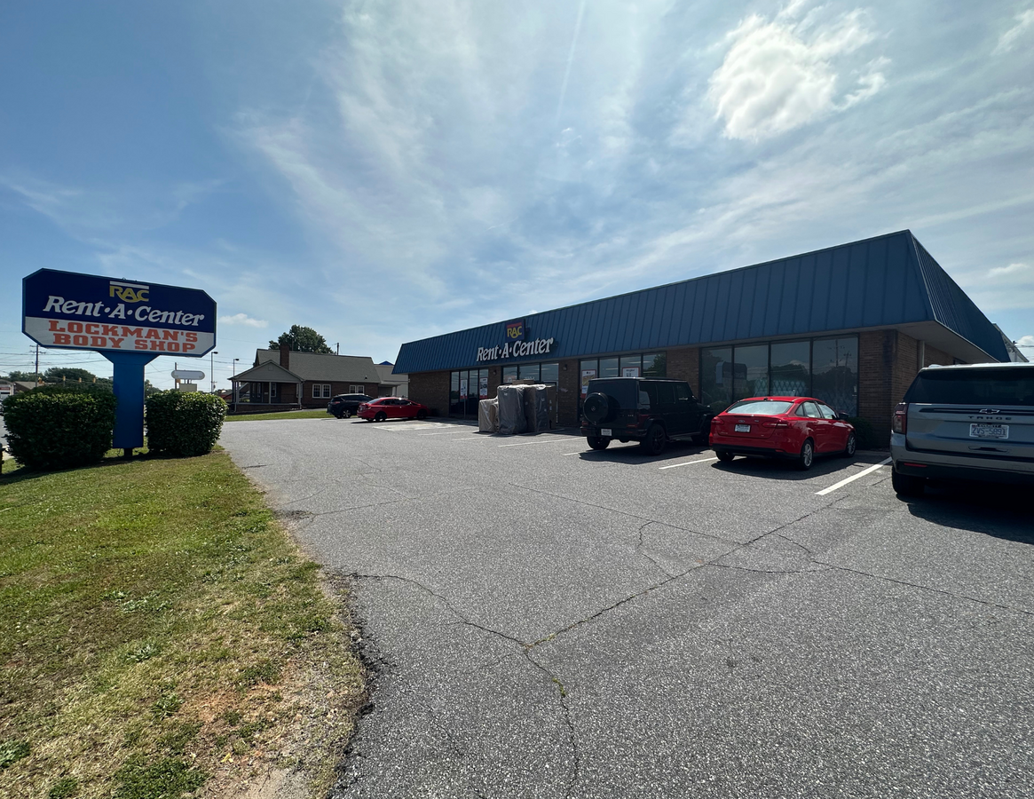 1130 16Th St NE, Hickory, NC 28601