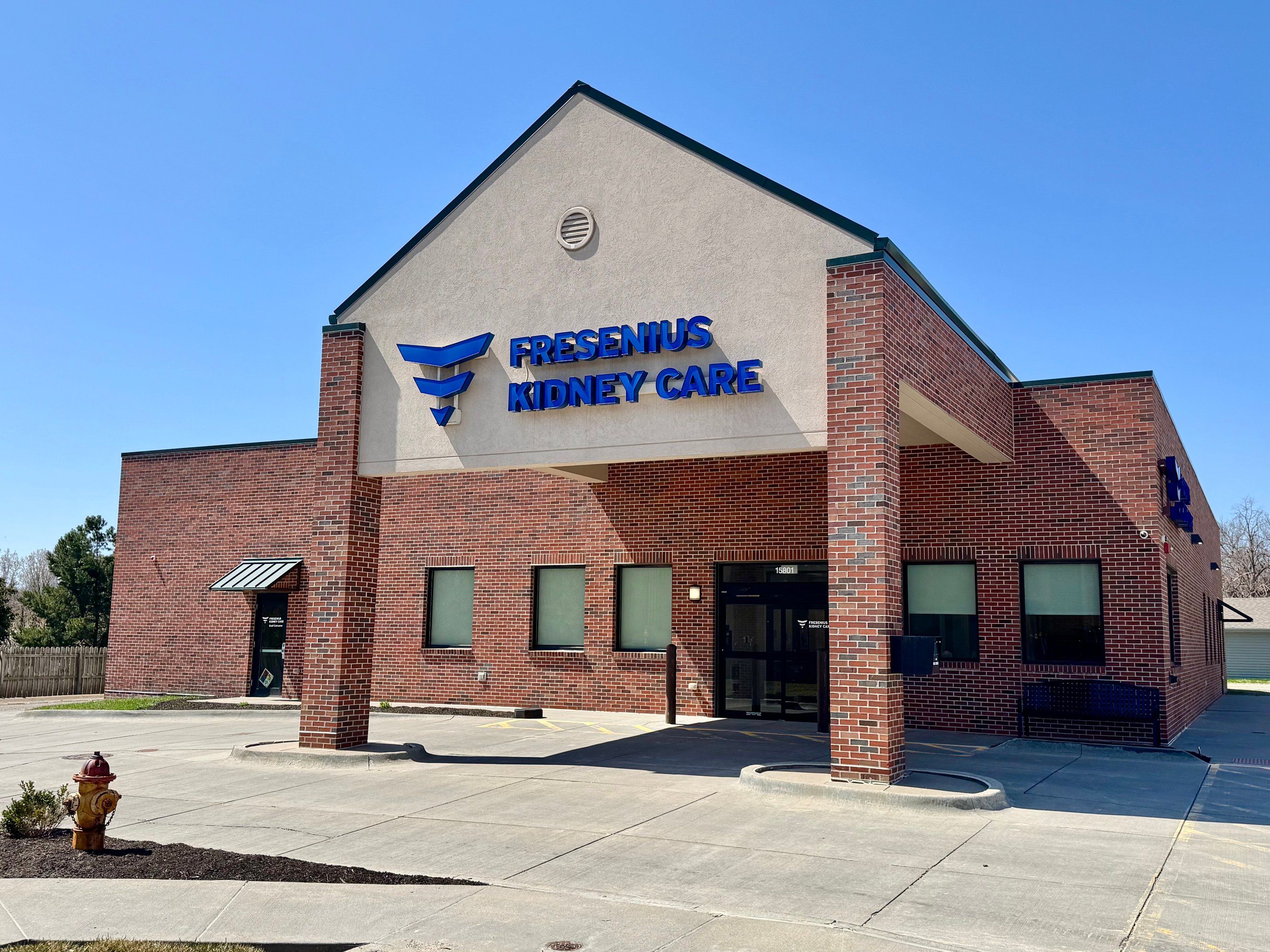 15801 W Dodge Rd, Omaha, NE 68118