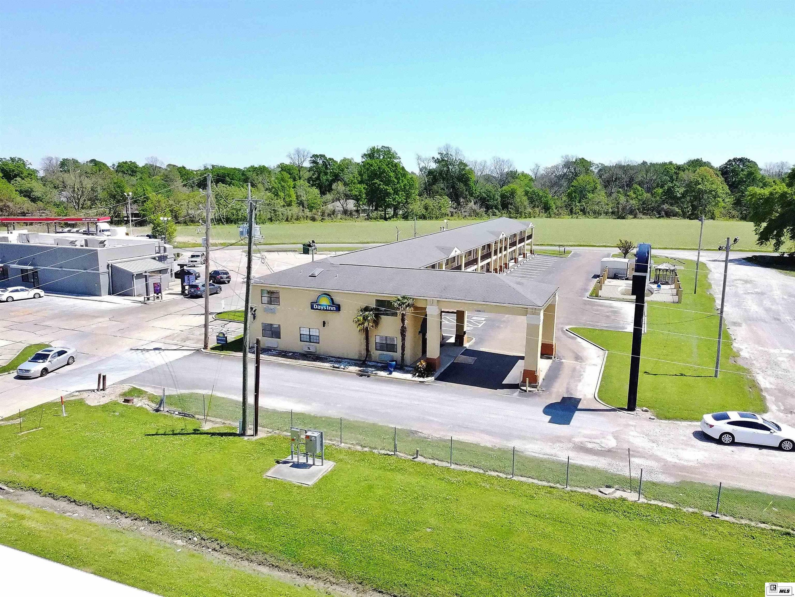 143 Highway 65, Tallulah, LA 71282