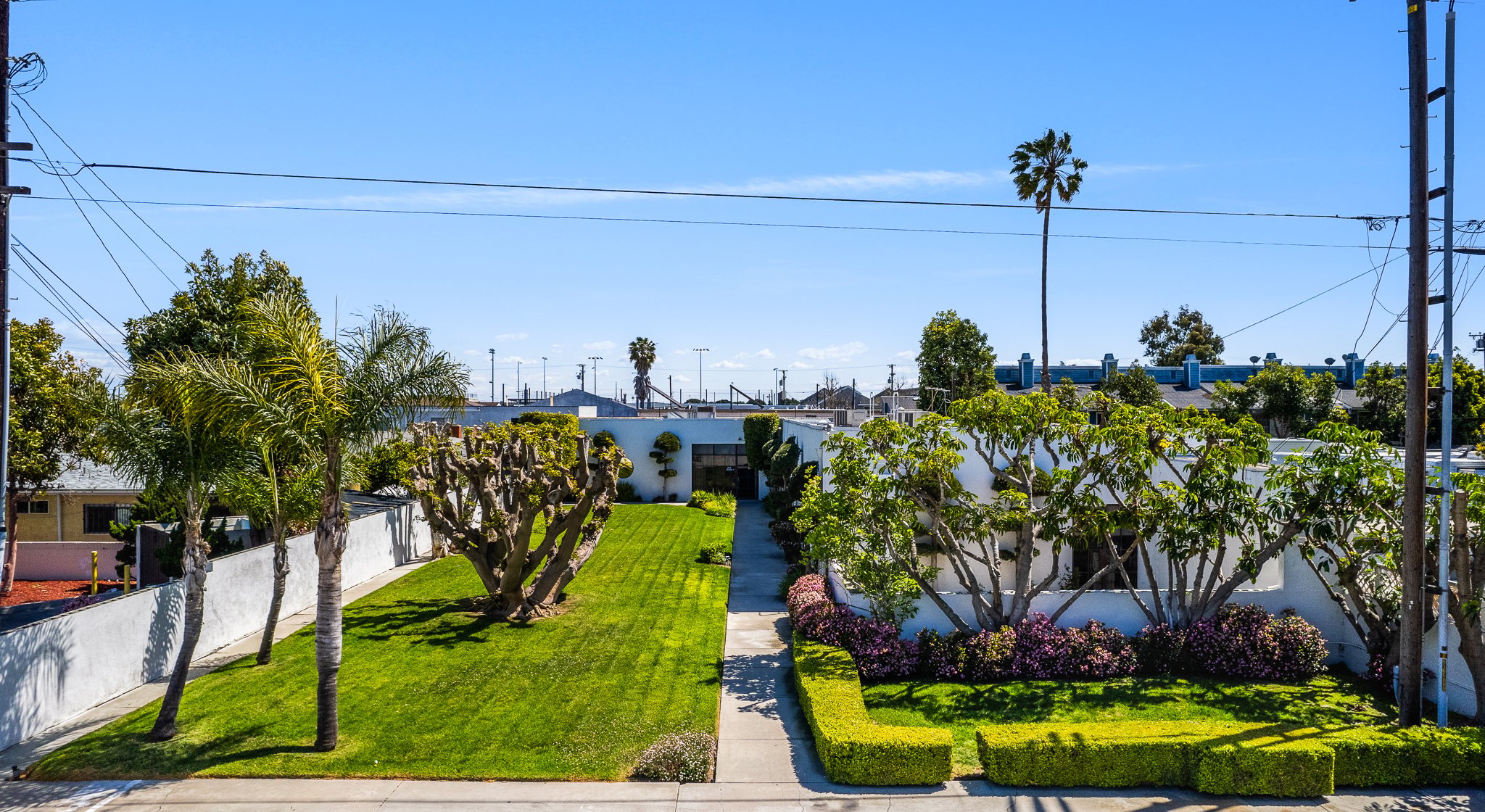 14516 Hawthorne Blvd, Lawndale, CA 90260