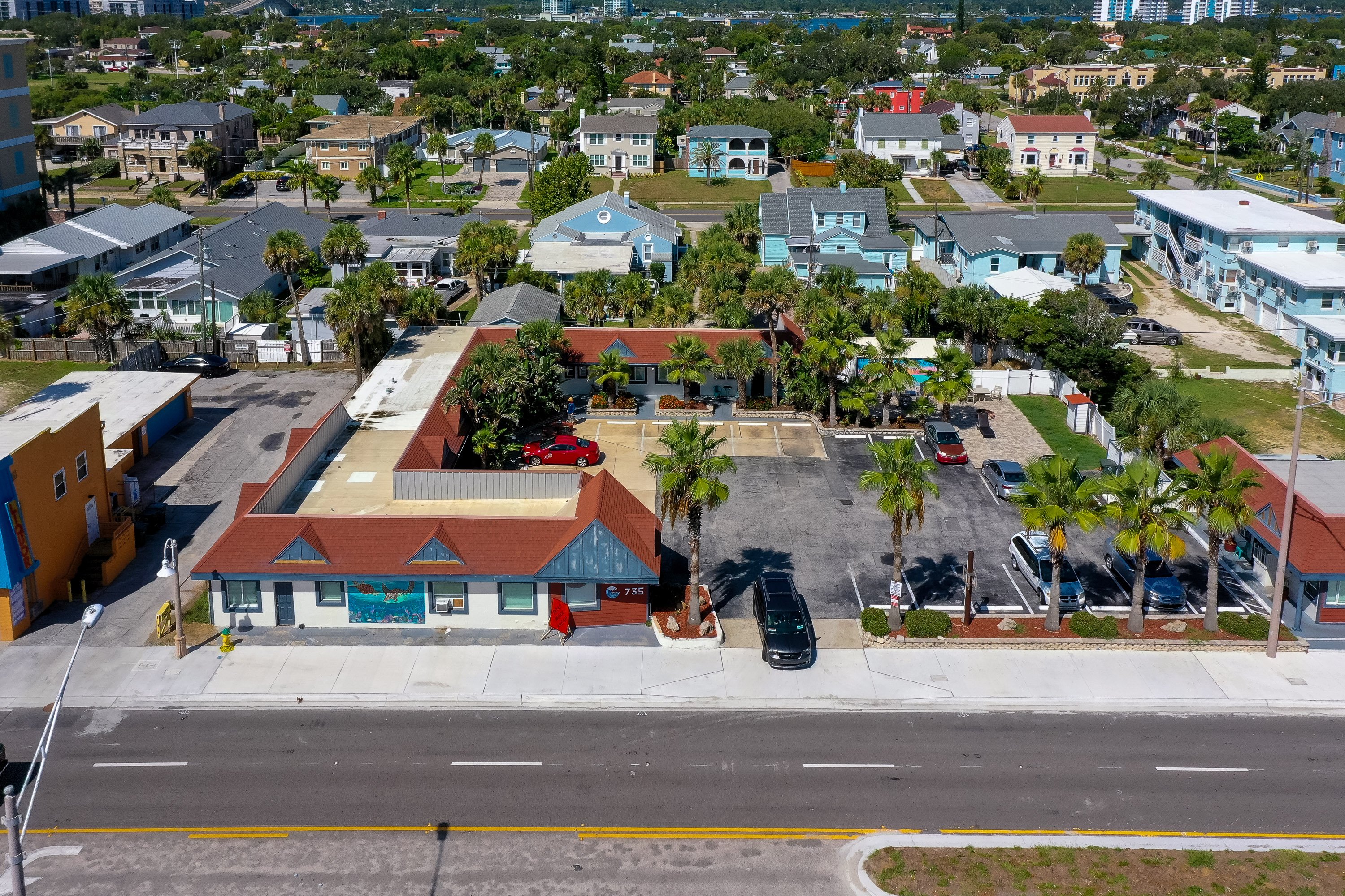 735 N Atlantic Ave, Daytona Beach, FL 32118