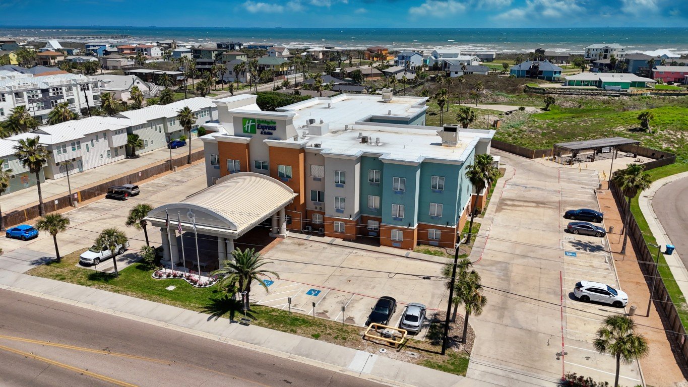 727 11Th St, Port Aransas, TX 78373