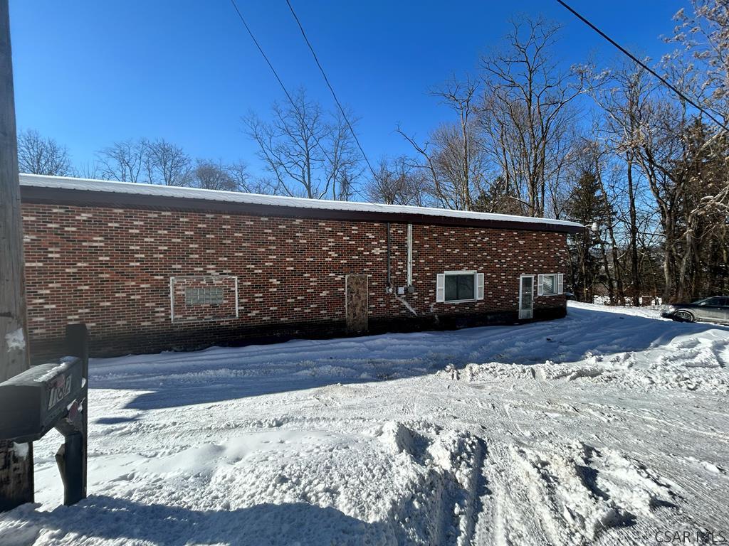 166 Highland Park Rd, Johnstown, PA 15904