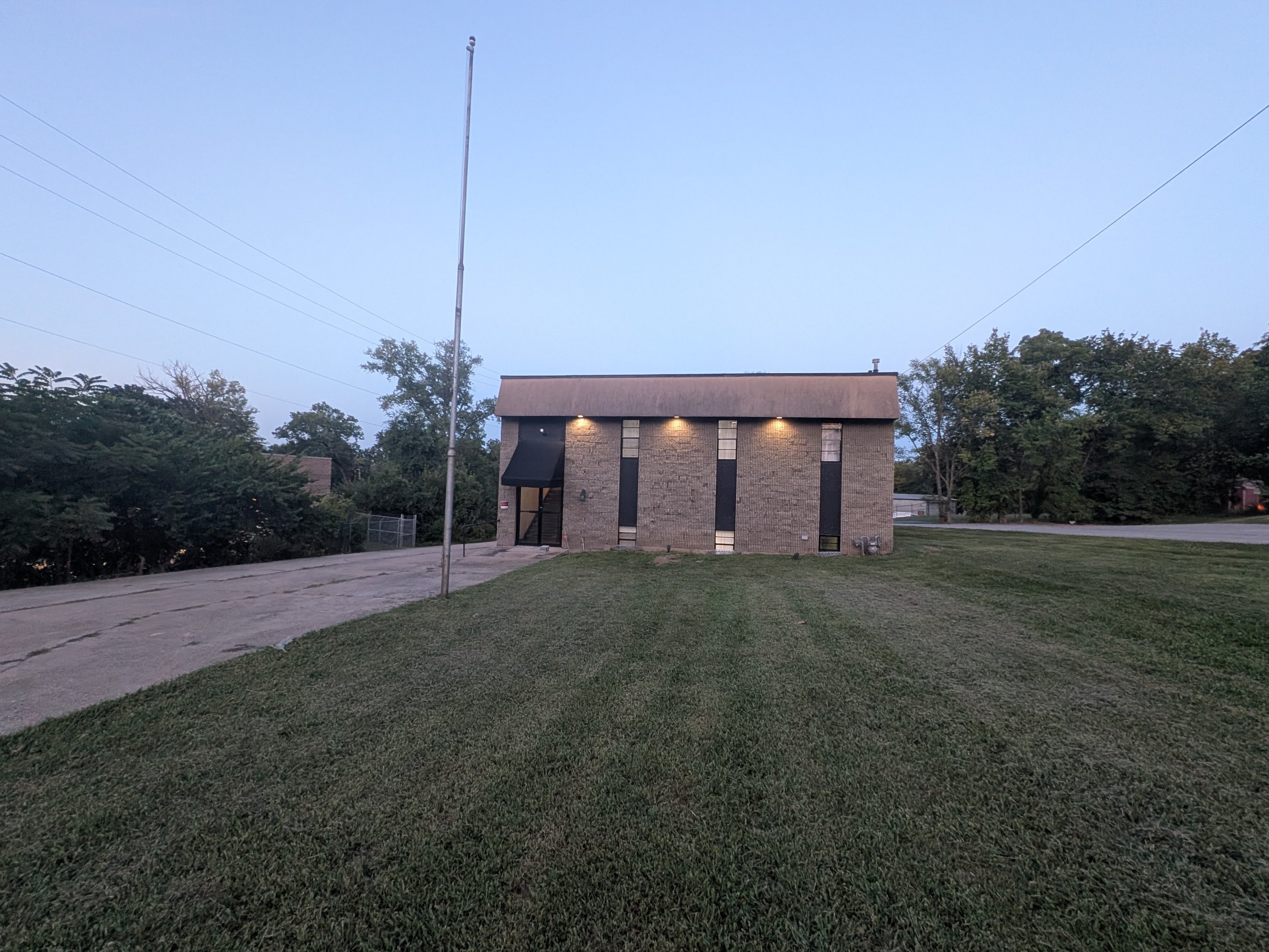 13137 Wornall Rd, Kansas City, MO 64145