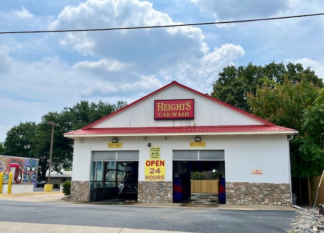 7011 Cantrell Rd, Little Rock, AR 72207