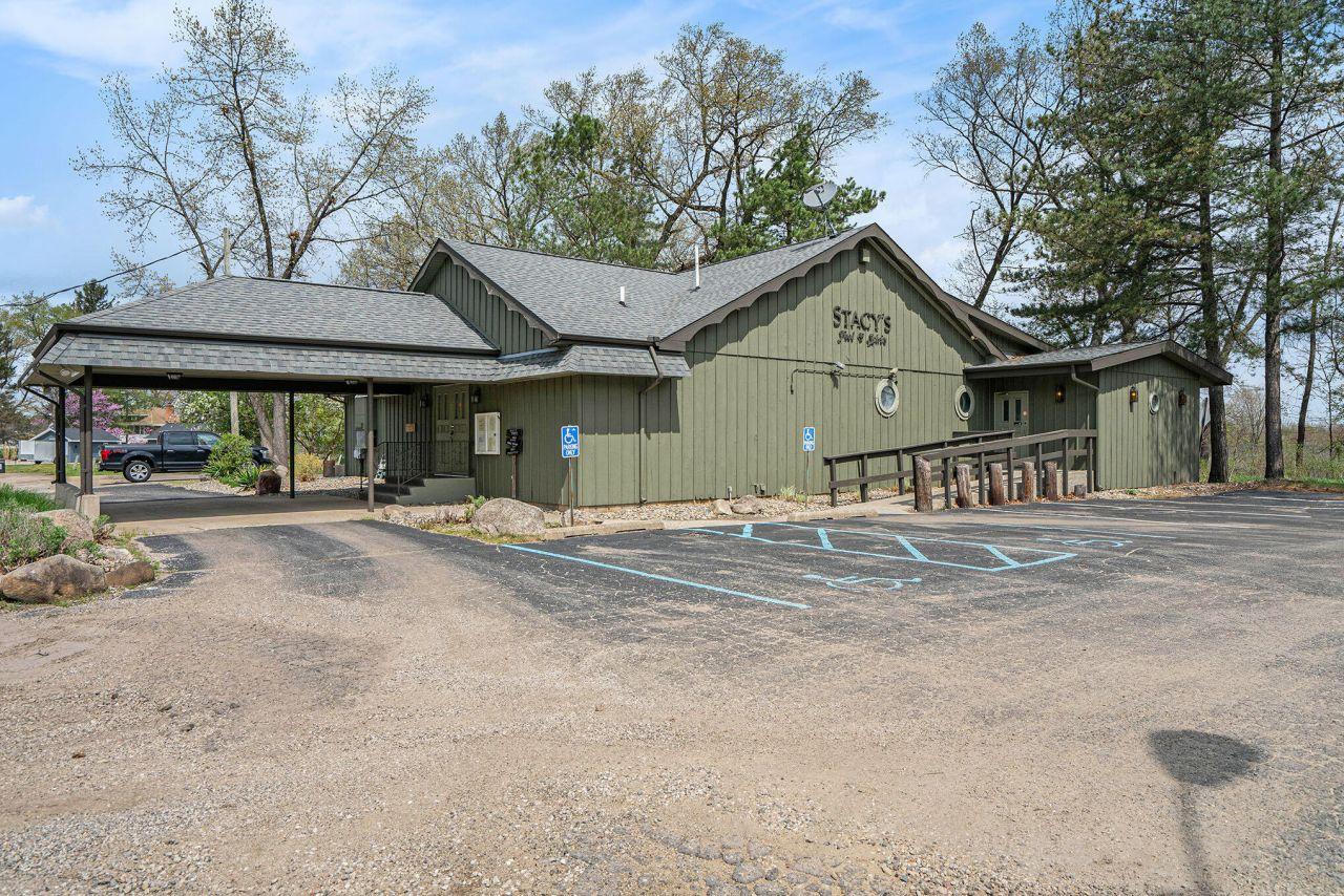 23018 S Shore Dr, Edwardsburg, MI 49112