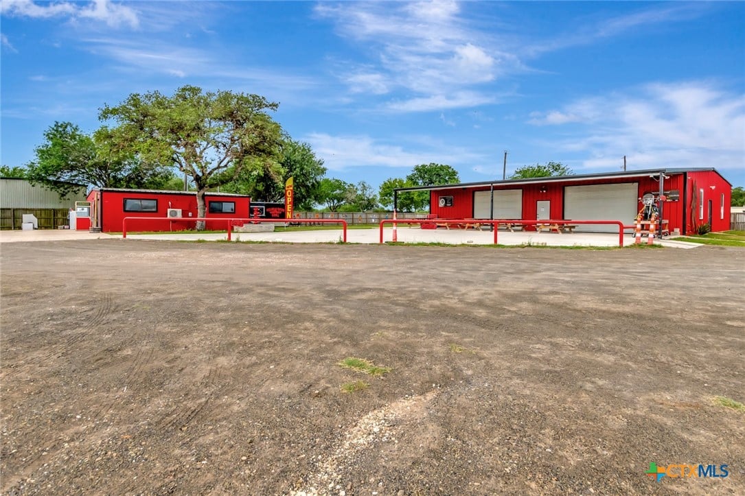23404 Zac Lentz Pkwy, Victoria, TX 77905