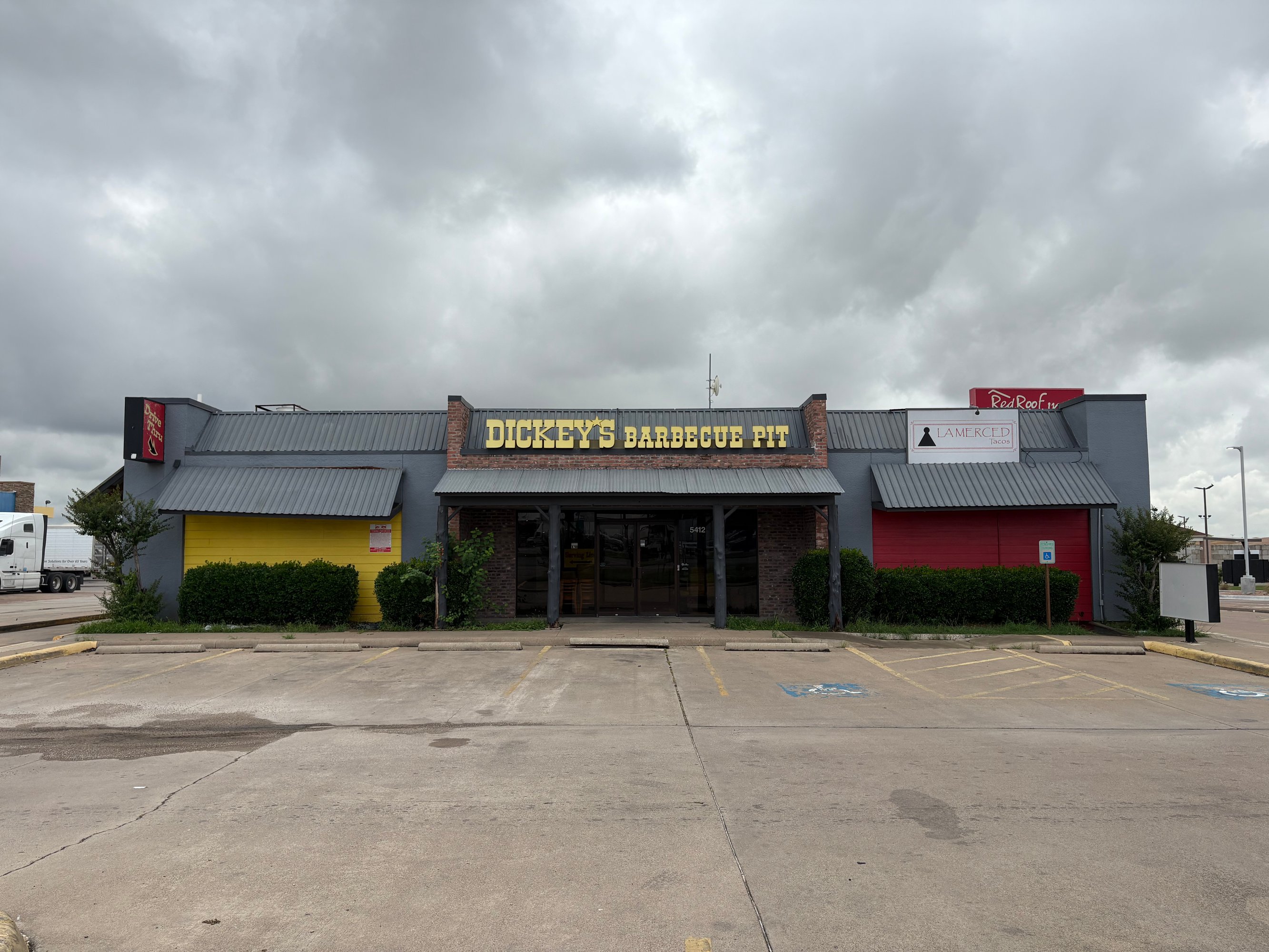 5412 S Blue Mound Rd, Fort Worth, TX 76106