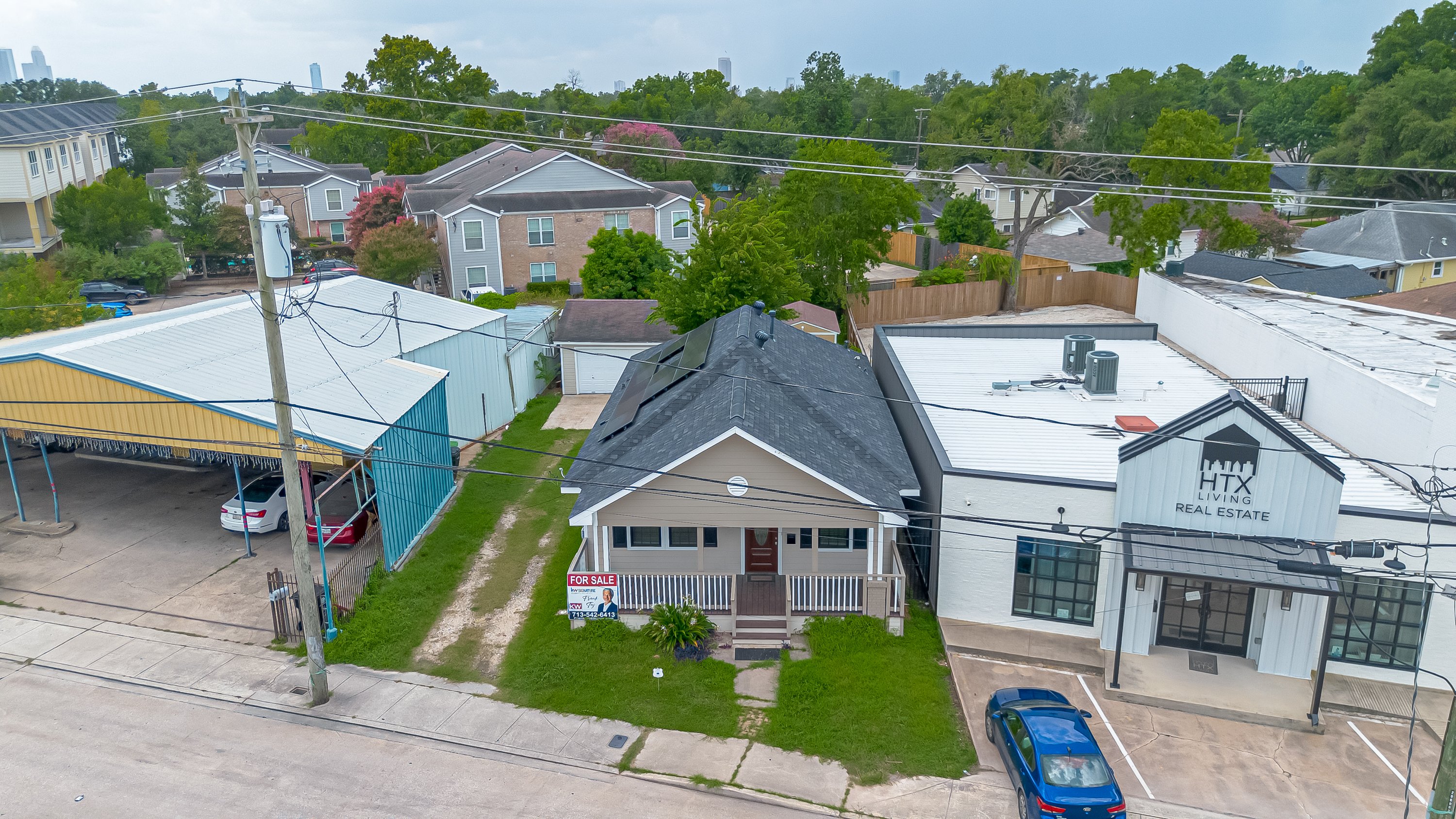 4519 N Main St, Houston, TX 77009