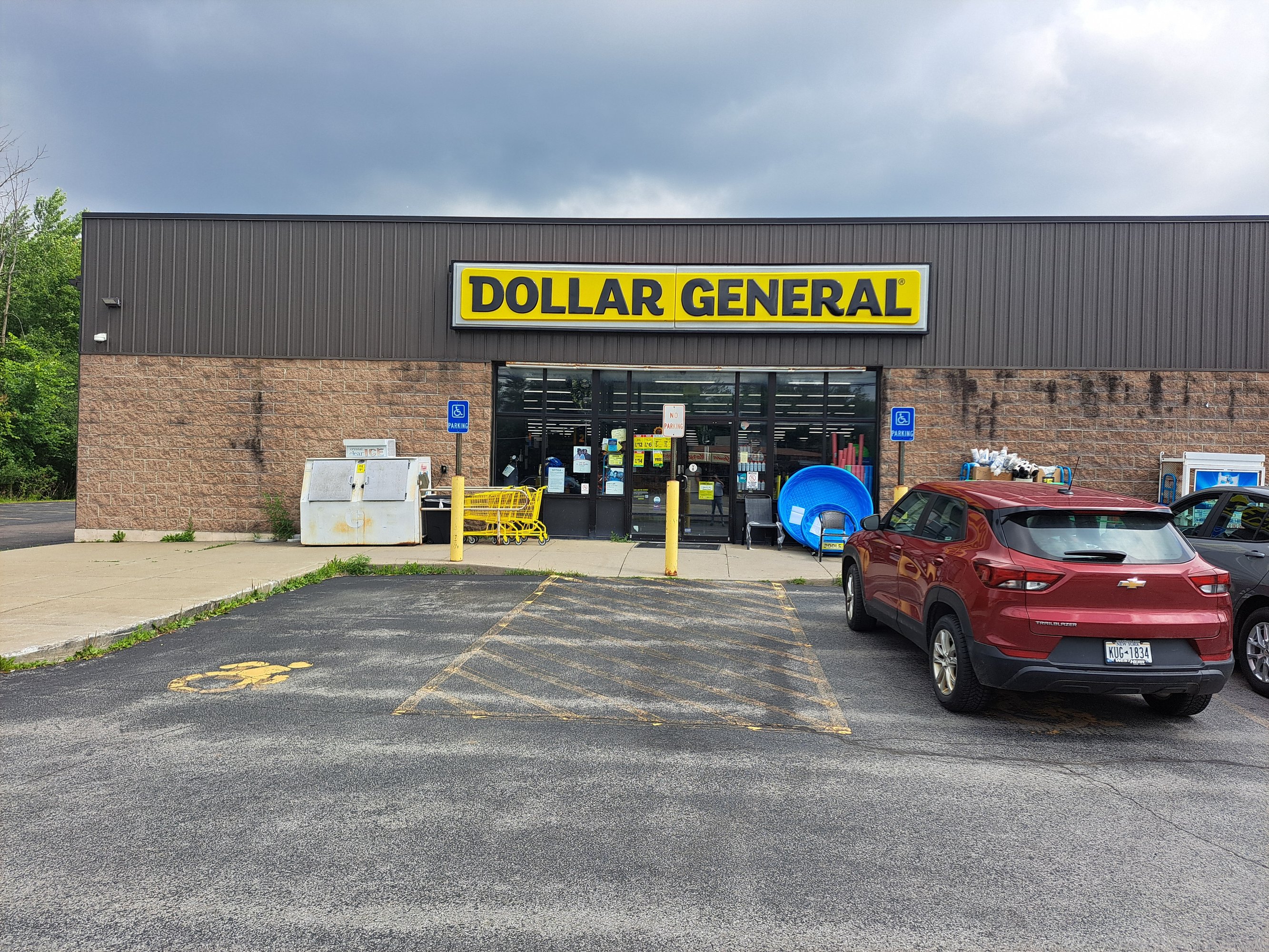 13492 Broadway St, Alden, NY 14004