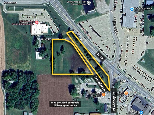1100 Schuyler Ln, Taylorville, IL 62568