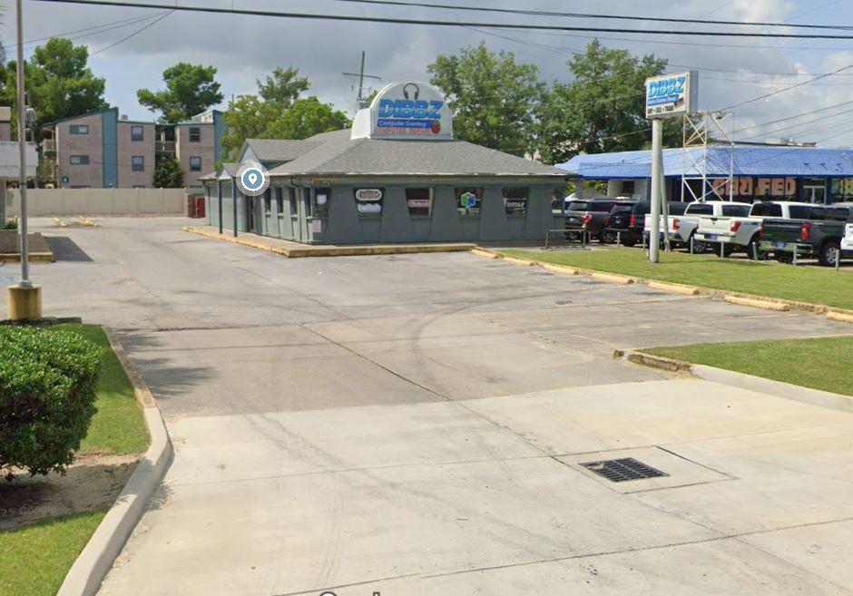 6850 Veterans Memorial Blvd, Metairie, LA 70003