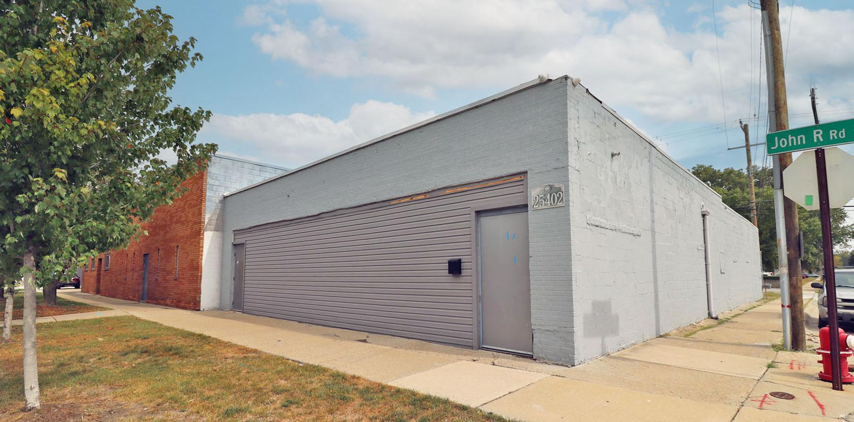 25402 John R Rd, Madison Heights, MI 48071