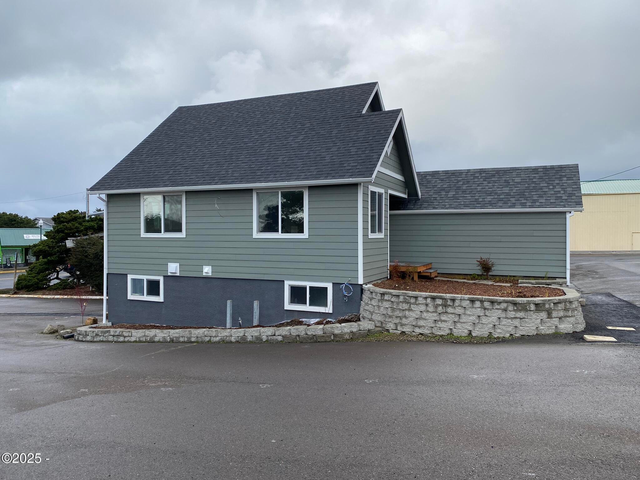 1333 NE Keel Ave, Lincoln City, OR 97367