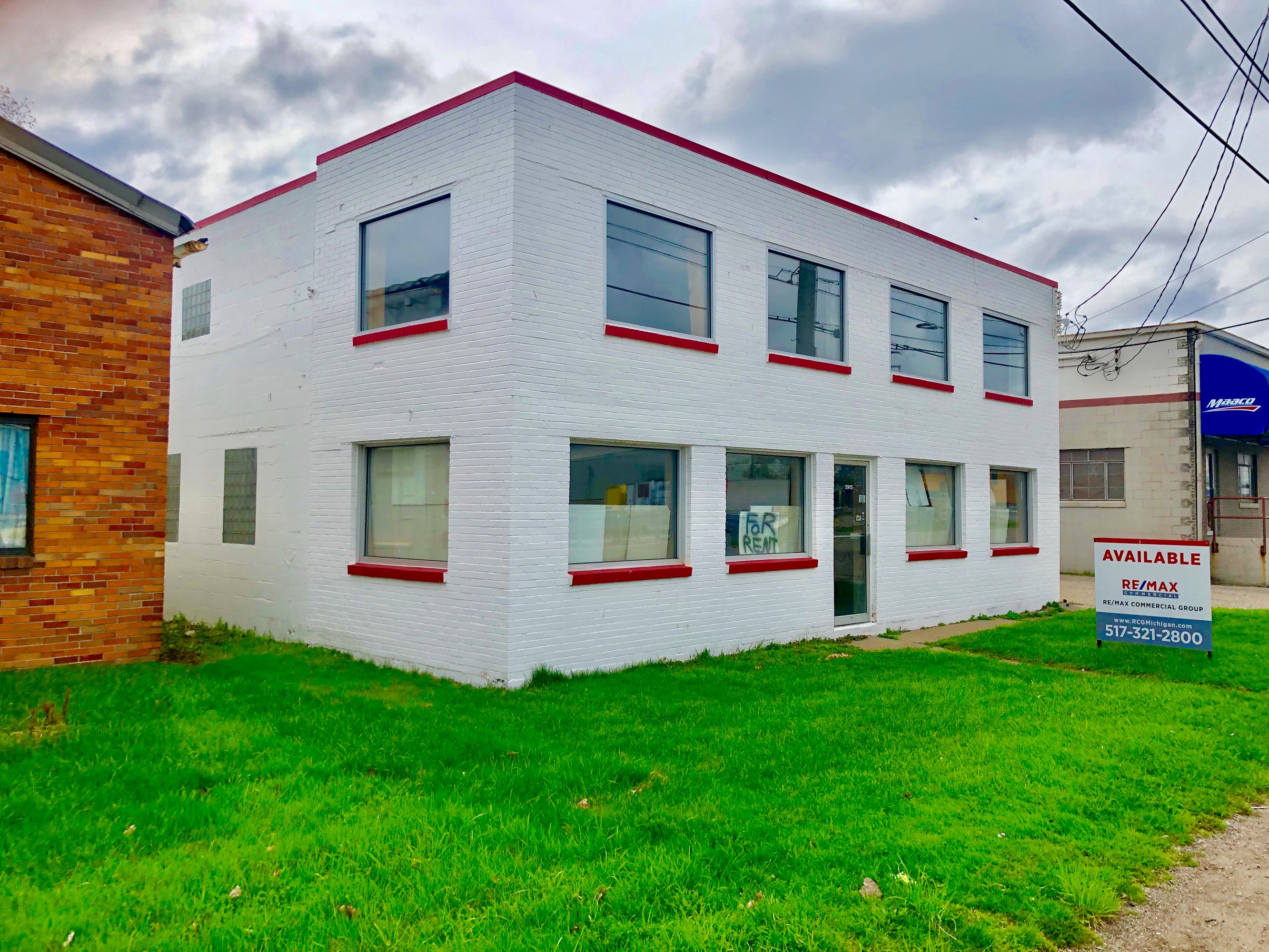 2915 S Martin Luther King Jr Blvd, Lansing, MI 48910