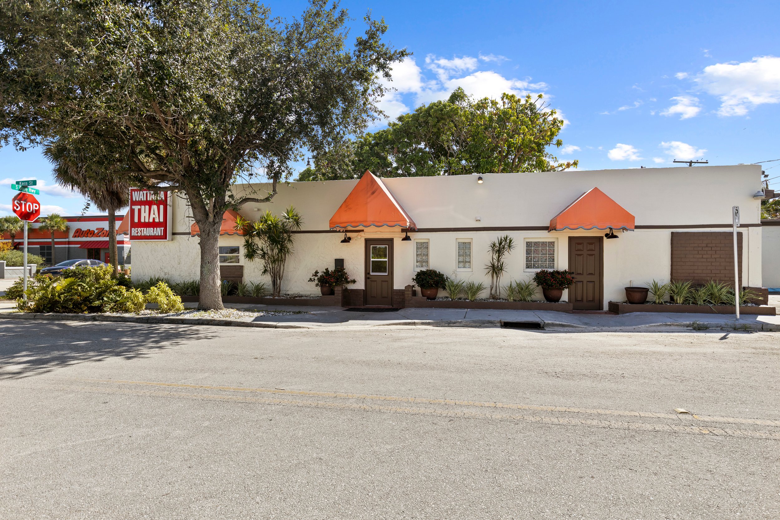 7201 Dixie Hwy, West Palm Beach, FL 33405-4807
